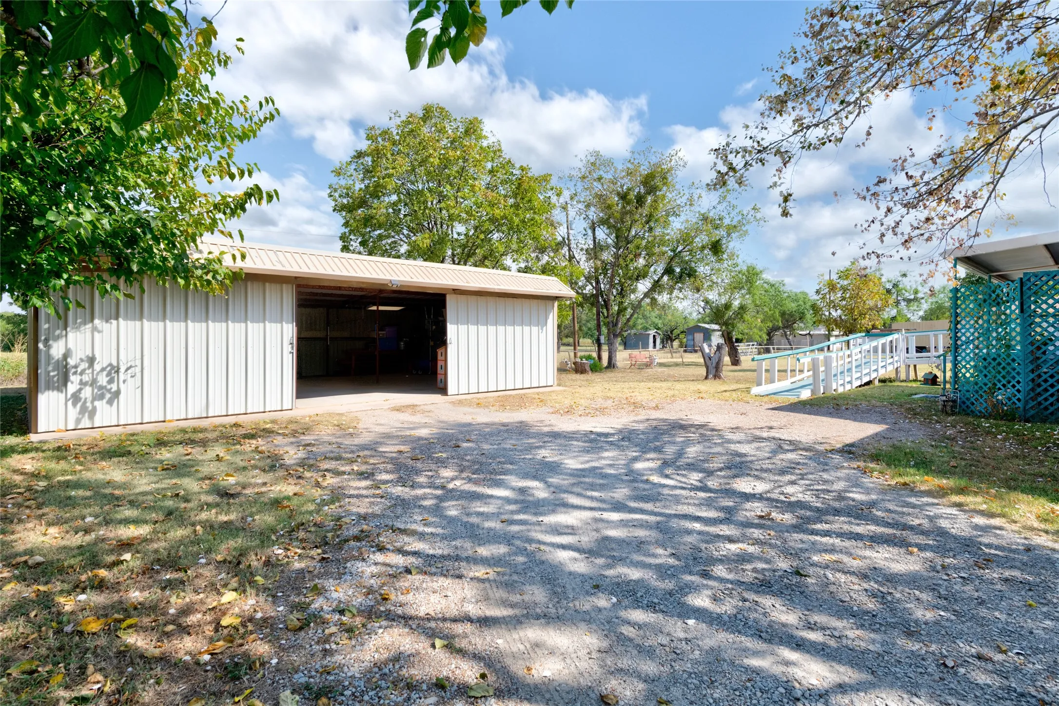 Single Family Residence For Sale in Eastland County , 508 W 17th Street, Cisco, Texas 76437, 3 Bedroom, 2 Bathroom, 2 Garage spaces, 1,568 Sqft, built in 1985, mls#21367189, Real Estate Agent in Cisco, Homes For Sale in Eastland county, Homes For Sale in Cisco, Realtor in Cisco Texas, Real Estate Brokerage Independent Realty Texas, Luminita Cordes Realtor