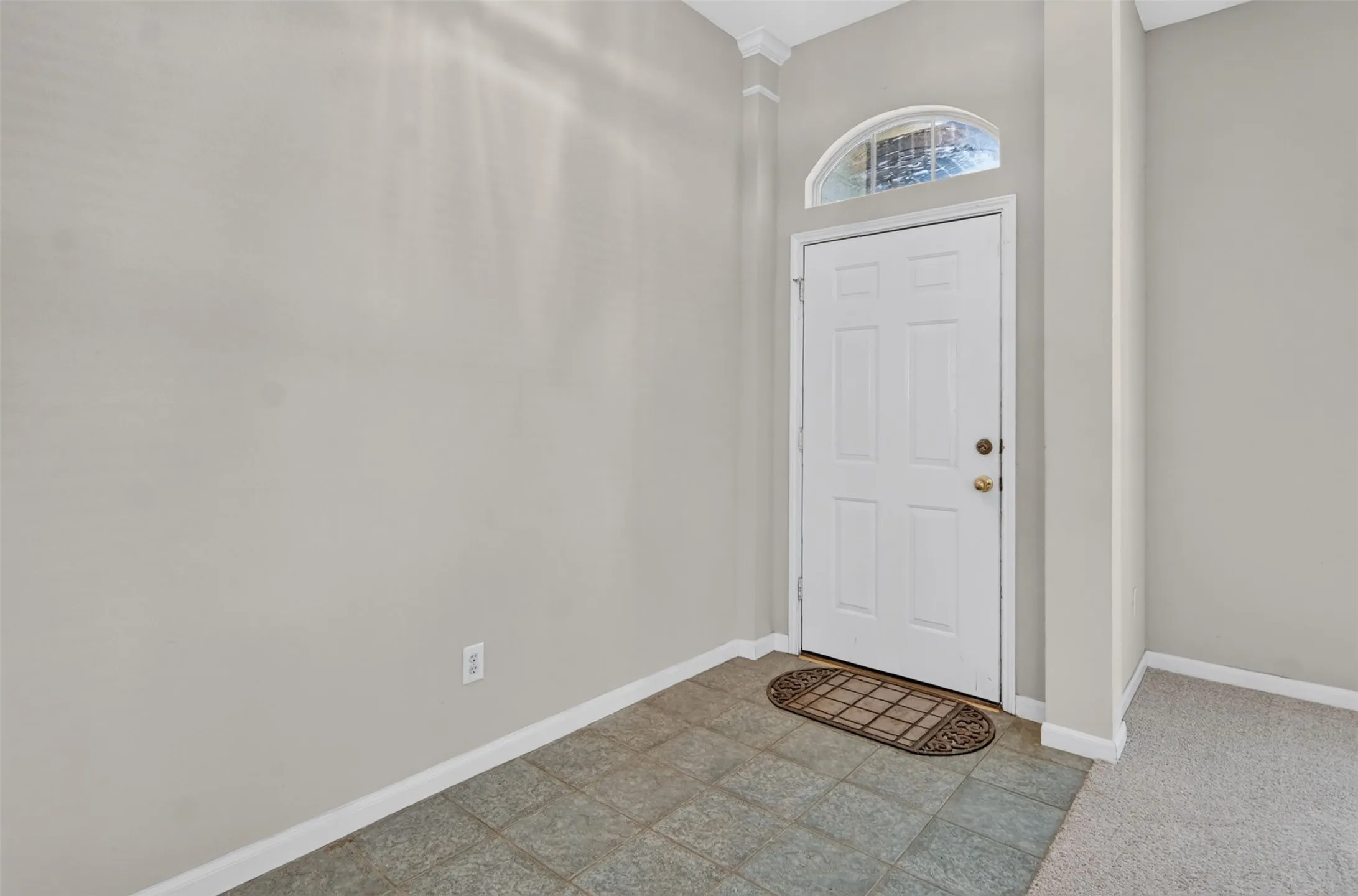 Single Family Residence For Sale in Tarrant County , 6928 Spring Valley Way, Fort Worth, Texas 76132, 4 Bedroom, 3 Bathroom, 2 Garage spaces, 2,546 Sqft, built in 1998, mls#21368445, Real Estate Agent in Fort Worth, Homes For Sale in Tarrant county, Homes For Sale in Fort Worth, Realtor in Fort Worth Texas, Real Estate Brokerage Independent Realty Texas, Luminita Cordes Realtor
