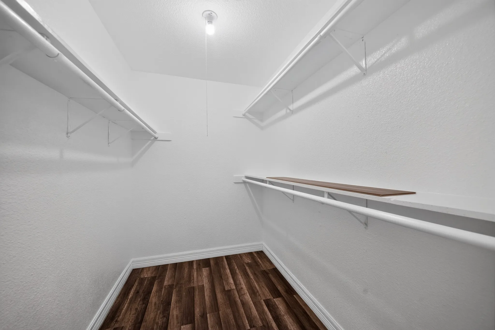 Townhouse For Sale in Harris County , 7335 Antoine Drive, Houston, Texas 77088, 3 Bedroom, 3 Bathroom, 2 Garage spaces, 1,734 Sqft, built in 1978, mls#21368318, Real Estate Agent in Houston, Homes For Sale in Harris county, Homes For Sale in Houston, Realtor in Houston Texas, Real Estate Brokerage Independent Realty Texas, Luminita Cordes Realtor