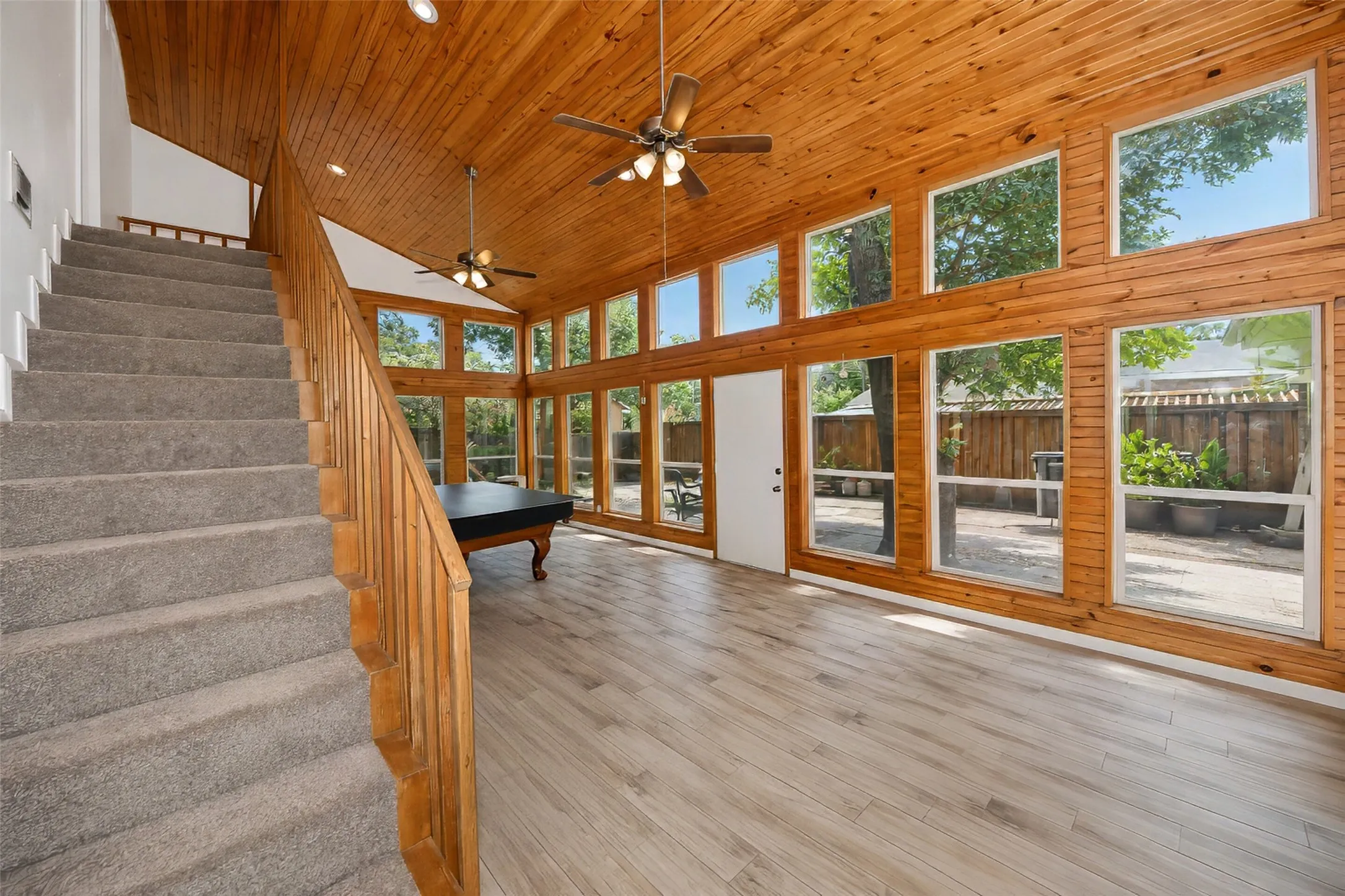 Single Family Residence For Sale in Dallas County , 3414 Urban Drive, Garland, Texas 75041, 5 Bedroom, 3 Bathroom, Garage spaces, 3,100 Sqft, built in 1967, mls#21367416, Real Estate Agent in Garland, Homes For Sale in Dallas county, Homes For Sale in Garland, Realtor in Garland Texas, Real Estate Brokerage Independent Realty Texas, Luminita Cordes Realtor