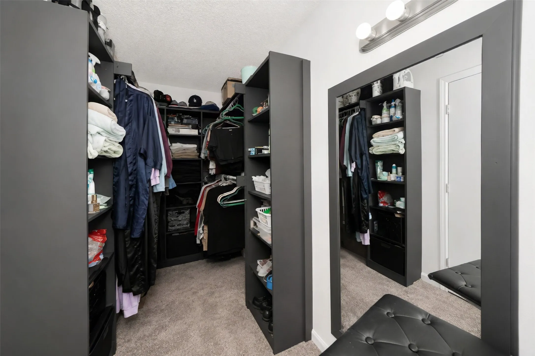 Single Family Residence For Sale in Dallas County , 3414 Urban Drive, Garland, Texas 75041, 5 Bedroom, 3 Bathroom, Garage spaces, 3,100 Sqft, built in 1967, mls#21367416, Real Estate Agent in Garland, Homes For Sale in Dallas county, Homes For Sale in Garland, Realtor in Garland Texas, Real Estate Brokerage Independent Realty Texas, Luminita Cordes Realtor