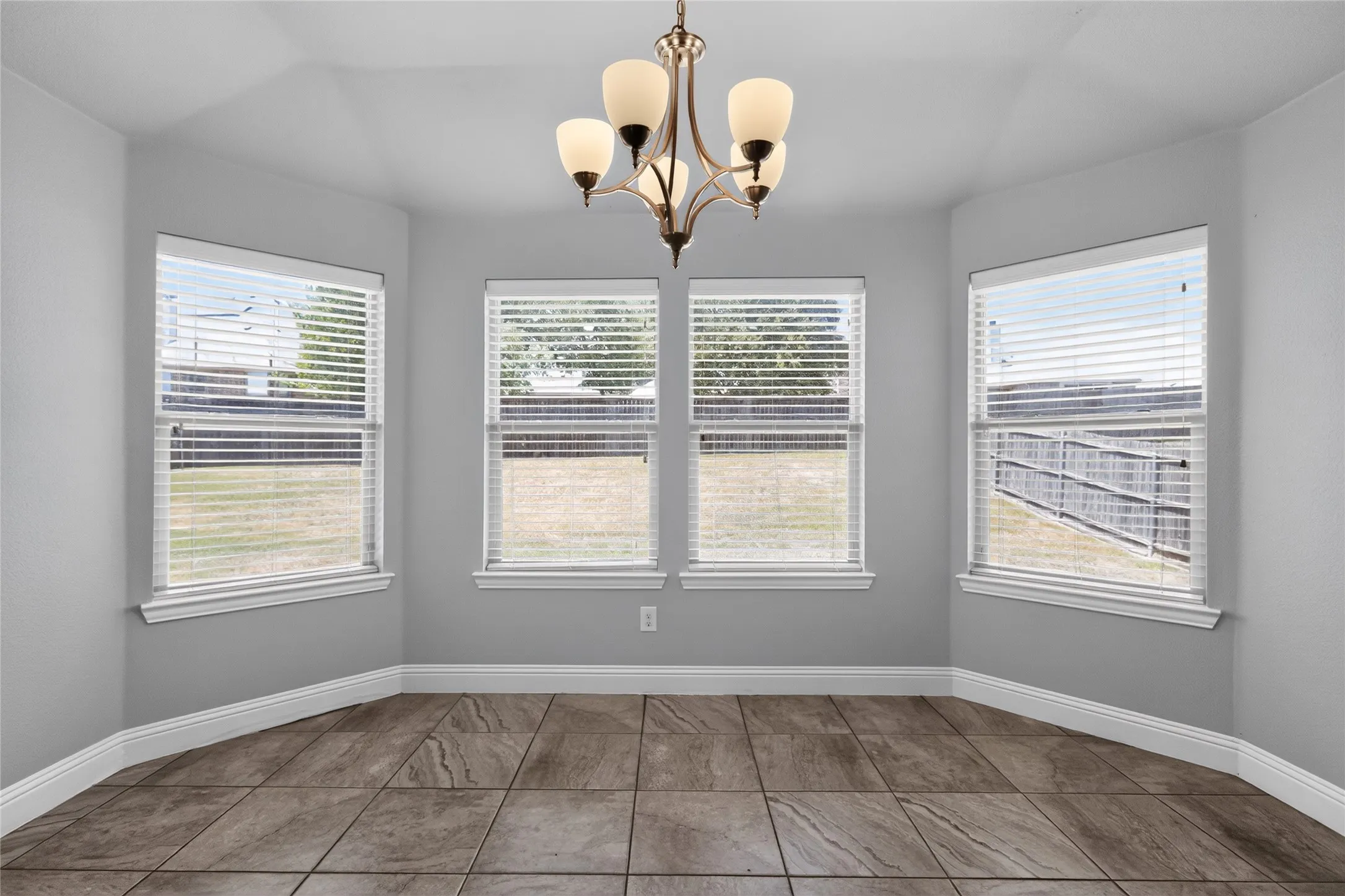 Single Family Residence For Sale in Tarrant County , 7526 Park Avenue, Forest Hill, Texas 76140, 4 Bedroom, 2 Bathroom, 2 Garage spaces, 2,052 Sqft, built in 2017, mls#21356444, Real Estate Agent in Forest Hill, Homes For Sale in Tarrant county, Homes For Sale in Forest Hill, Realtor in Forest Hill Texas, Real Estate Brokerage Independent Realty Texas, Luminita Cordes Realtor