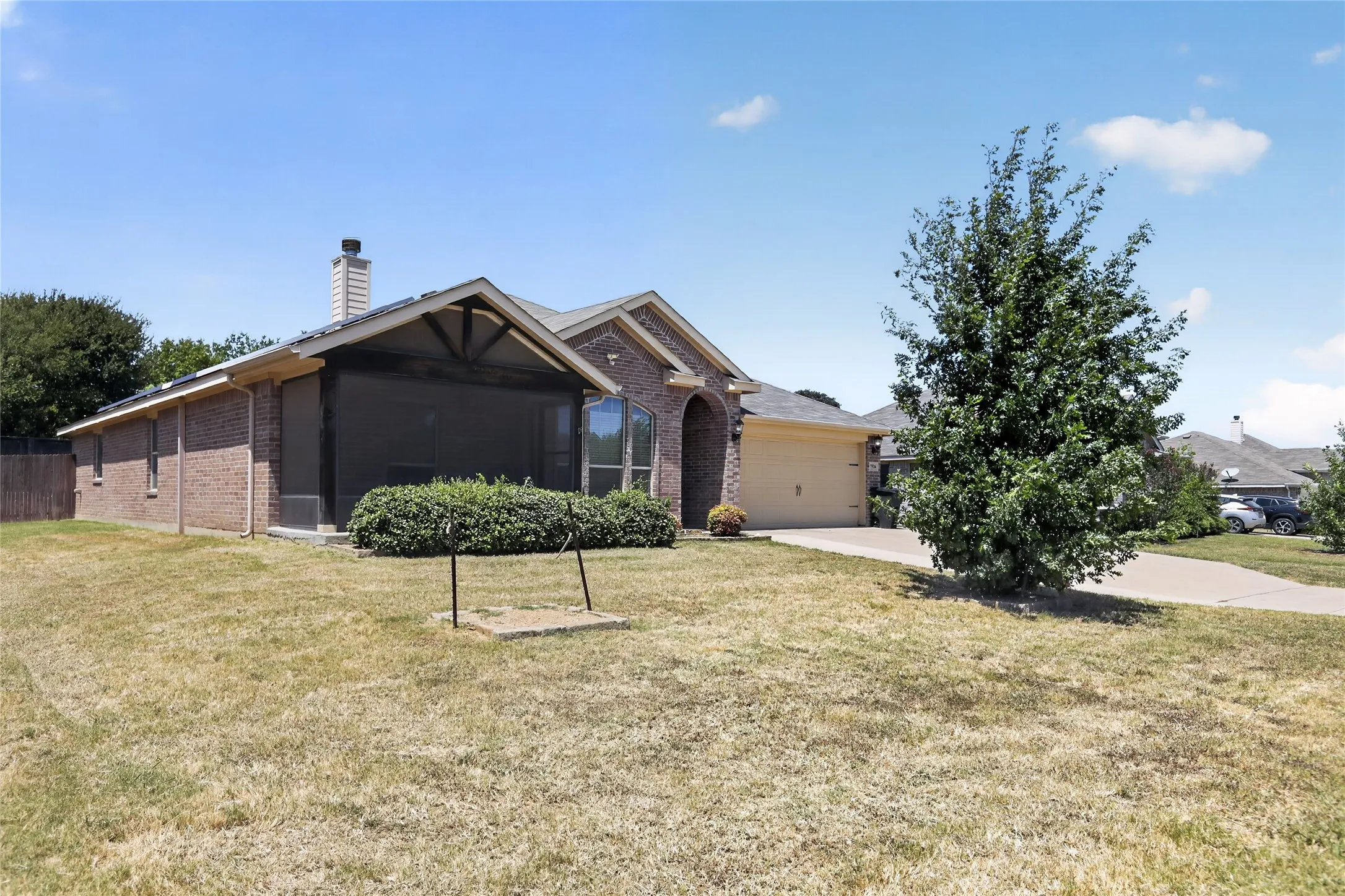 Single Family Residence For Sale in Tarrant County , 7526 Park Avenue, Forest Hill, Texas 76140, 4 Bedroom, 2 Bathroom, 2 Garage spaces, 2,052 Sqft, built in 2017, mls#21356444, Real Estate Agent in Forest Hill, Homes For Sale in Tarrant county, Homes For Sale in Forest Hill, Realtor in Forest Hill Texas, Real Estate Brokerage Independent Realty Texas, Luminita Cordes Realtor