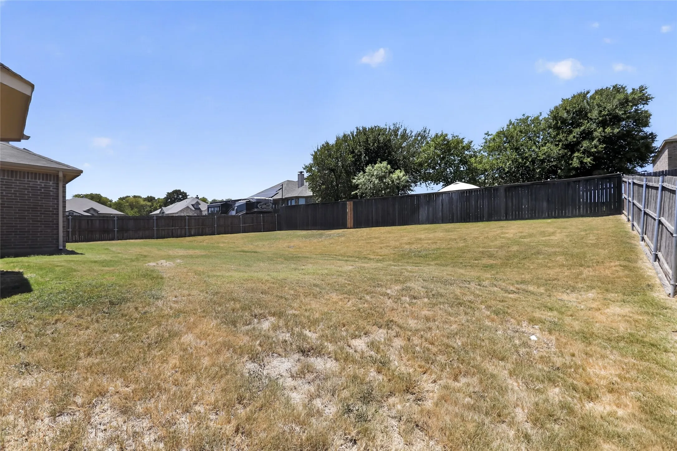 Single Family Residence For Sale in Tarrant County , 7526 Park Avenue, Forest Hill, Texas 76140, 4 Bedroom, 2 Bathroom, 2 Garage spaces, 2,052 Sqft, built in 2017, mls#21356444, Real Estate Agent in Forest Hill, Homes For Sale in Tarrant county, Homes For Sale in Forest Hill, Realtor in Forest Hill Texas, Real Estate Brokerage Independent Realty Texas, Luminita Cordes Realtor
