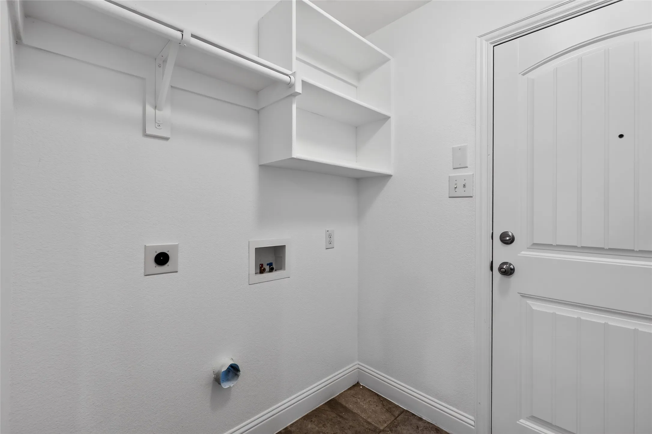 Single Family Residence For Sale in Tarrant County , 7526 Park Avenue, Forest Hill, Texas 76140, 4 Bedroom, 2 Bathroom, 2 Garage spaces, 2,052 Sqft, built in 2017, mls#21356444, Real Estate Agent in Forest Hill, Homes For Sale in Tarrant county, Homes For Sale in Forest Hill, Realtor in Forest Hill Texas, Real Estate Brokerage Independent Realty Texas, Luminita Cordes Realtor