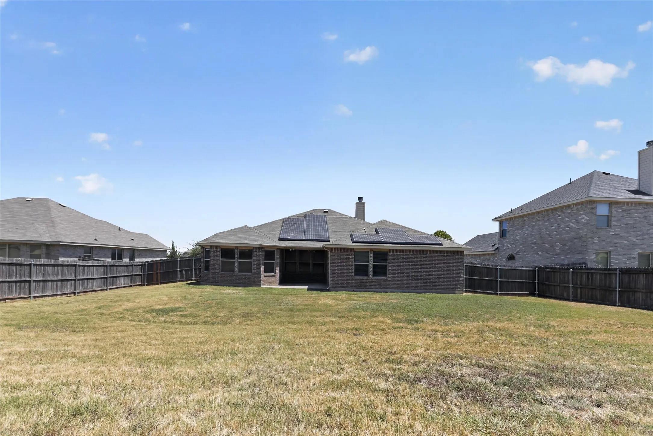 Single Family Residence For Sale in Tarrant County , 7526 Park Avenue, Forest Hill, Texas 76140, 4 Bedroom, 2 Bathroom, 2 Garage spaces, 2,052 Sqft, built in 2017, mls#21356444, Real Estate Agent in Forest Hill, Homes For Sale in Tarrant county, Homes For Sale in Forest Hill, Realtor in Forest Hill Texas, Real Estate Brokerage Independent Realty Texas, Luminita Cordes Realtor