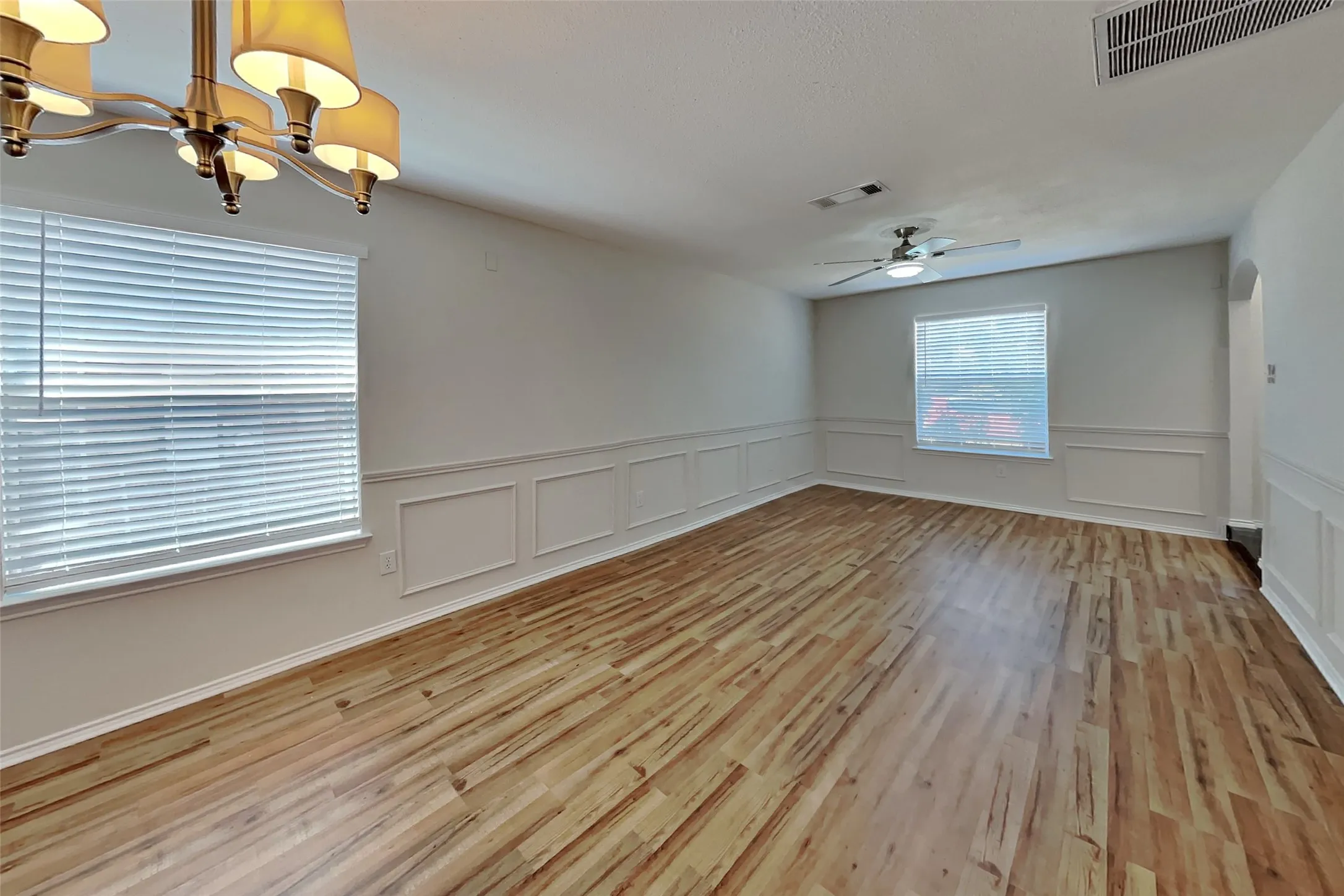 Single Family Residence For Rent in Tarrant County , 8712 Limestone Drive, Fort Worth, Texas 76244, 3 Bedroom, 3 Bathroom, 2 Garage spaces, 2,296 Sqft, built in 2001, mls#21368466, Real Estate Agent in Fort Worth, Homes For Rent in Tarrant county, Homes For Rent in Fort Worth, Realtor in Fort Worth Texas, Real Estate Brokerage Independent Realty Texas, Luminita Cordes Realtor