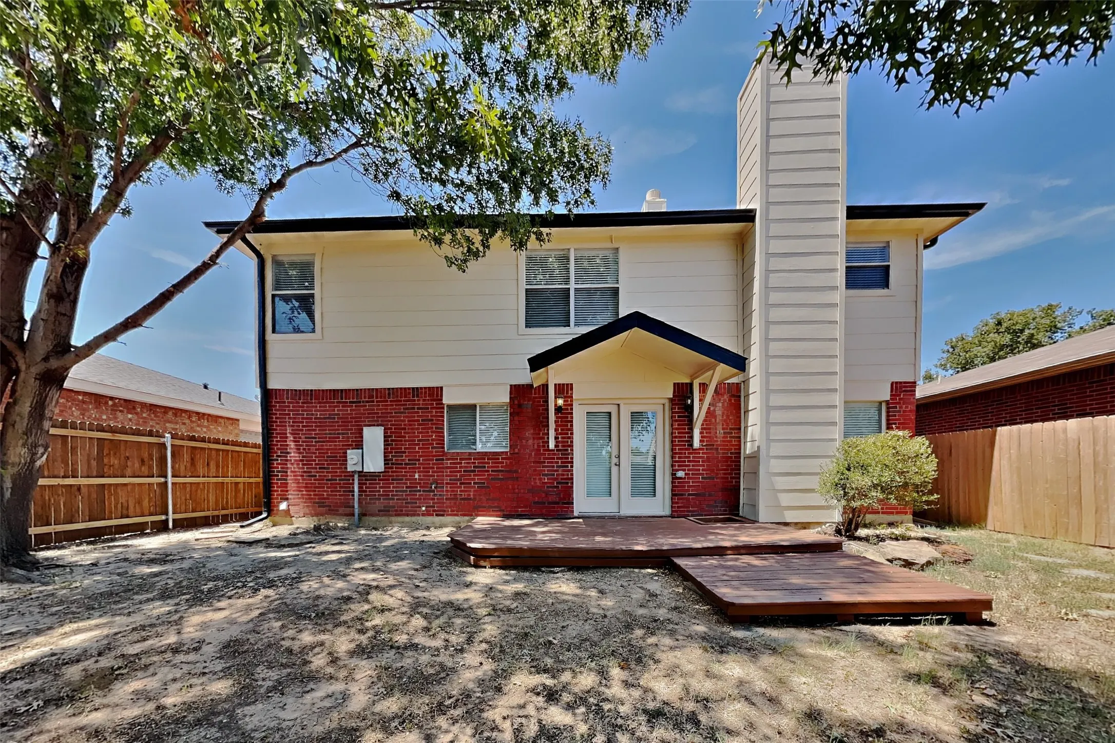 Single Family Residence For Rent in Tarrant County , 8712 Limestone Drive, Fort Worth, Texas 76244, 3 Bedroom, 3 Bathroom, 2 Garage spaces, 2,296 Sqft, built in 2001, mls#21368466, Real Estate Agent in Fort Worth, Homes For Rent in Tarrant county, Homes For Rent in Fort Worth, Realtor in Fort Worth Texas, Real Estate Brokerage Independent Realty Texas, Luminita Cordes Realtor