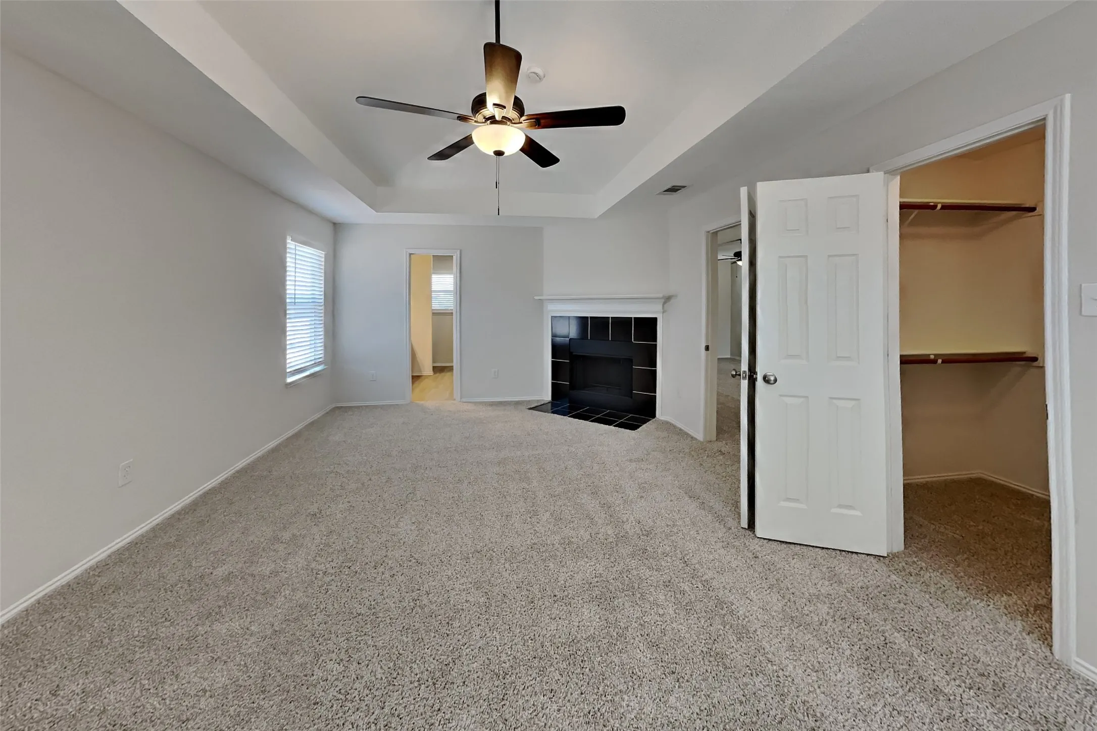 Single Family Residence For Rent in Tarrant County , 8712 Limestone Drive, Fort Worth, Texas 76244, 3 Bedroom, 3 Bathroom, 2 Garage spaces, 2,296 Sqft, built in 2001, mls#21368466, Real Estate Agent in Fort Worth, Homes For Rent in Tarrant county, Homes For Rent in Fort Worth, Realtor in Fort Worth Texas, Real Estate Brokerage Independent Realty Texas, Luminita Cordes Realtor