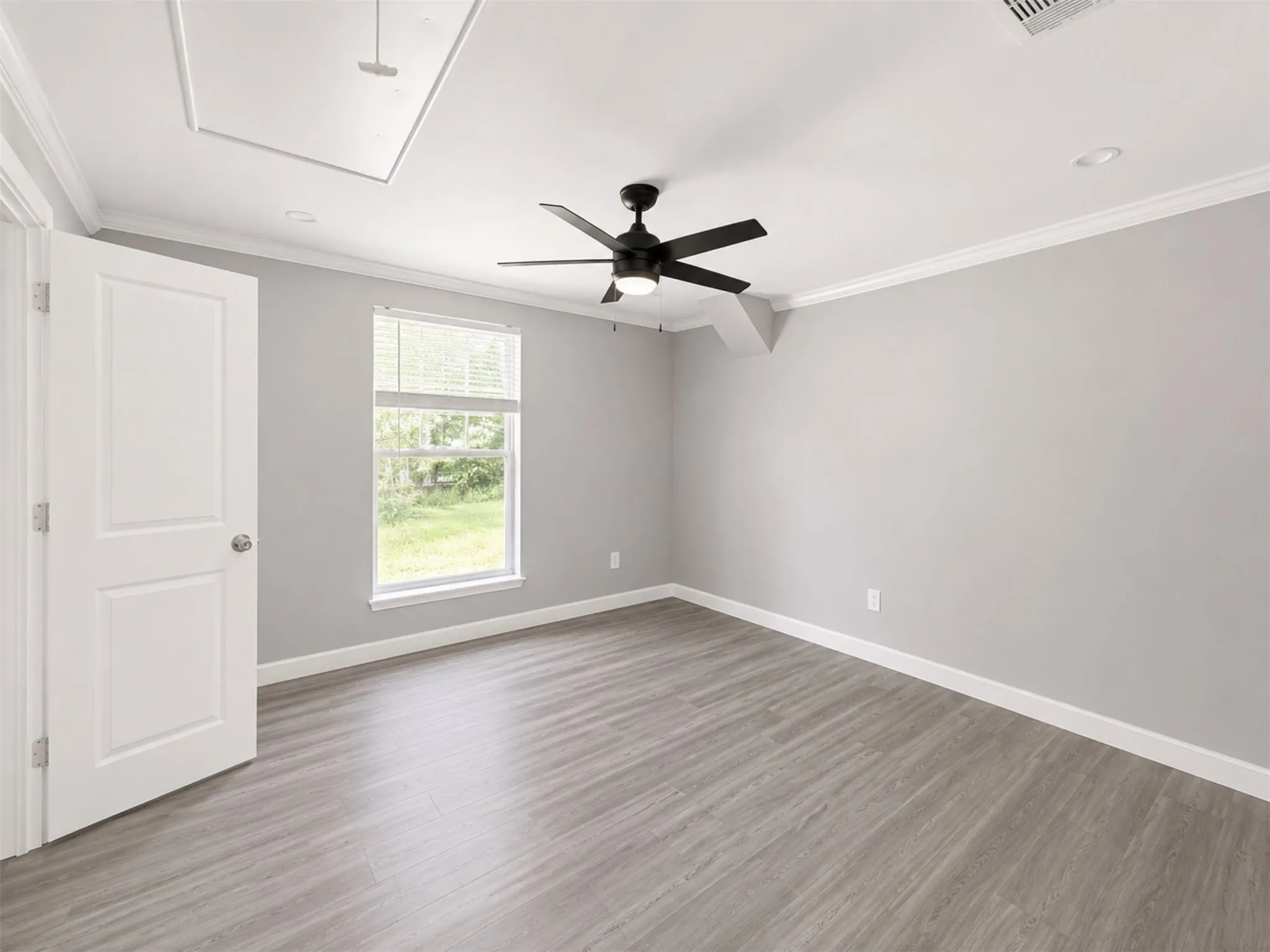 Single Family Residence For Rent in Hunt County , 1306 Locust Street, Commerce, Texas 75428, 3 Bedroom, 2 Bathroom, Garage spaces, 1,004 Sqft, built in 1950, mls#21368469, Real Estate Agent in Commerce, Homes For Rent in Hunt county, Homes For Rent in Commerce, Realtor in Commerce Texas, Real Estate Brokerage Independent Realty Texas, Luminita Cordes Realtor