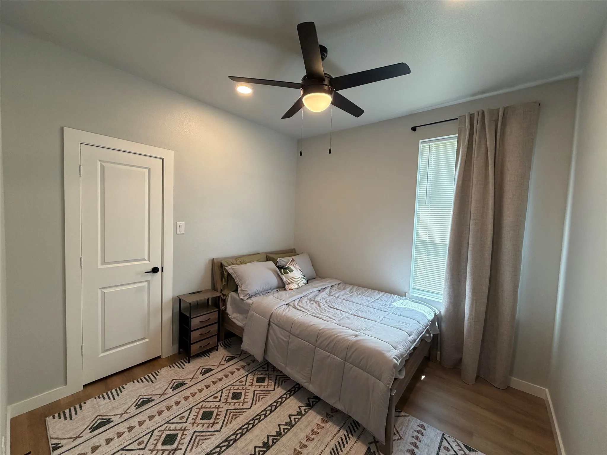 Duplex For Sale in Dallas County , 1650/1652 Hudspeth Avenue, Dallas, Texas 75216, 10 Bedroom, 8 Bathroom, 4 Garage spaces, 4,112 Sqft, built in 2024, mls#21368424, Real Estate Agent in Dallas, Homes For Sale in Dallas county, Homes For Sale in Dallas, Realtor in Dallas Texas, Real Estate Brokerage Independent Realty Texas, Luminita Cordes Realtor