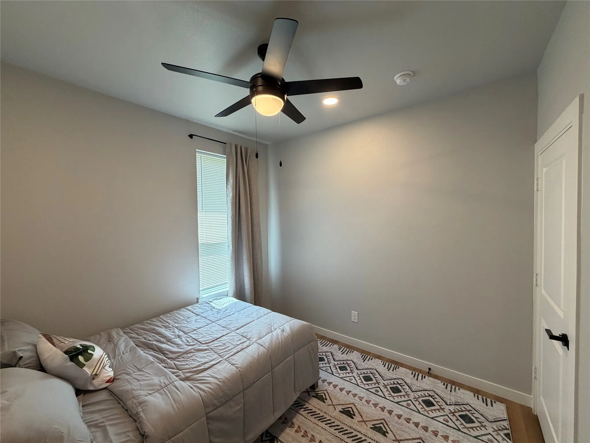 Duplex For Sale in Dallas County , 1650/1652 Hudspeth Avenue, Dallas, Texas 75216, 10 Bedroom, 8 Bathroom, 4 Garage spaces, 4,112 Sqft, built in 2024, mls#21368424, Real Estate Agent in Dallas, Homes For Sale in Dallas county, Homes For Sale in Dallas, Realtor in Dallas Texas, Real Estate Brokerage Independent Realty Texas, Luminita Cordes Realtor