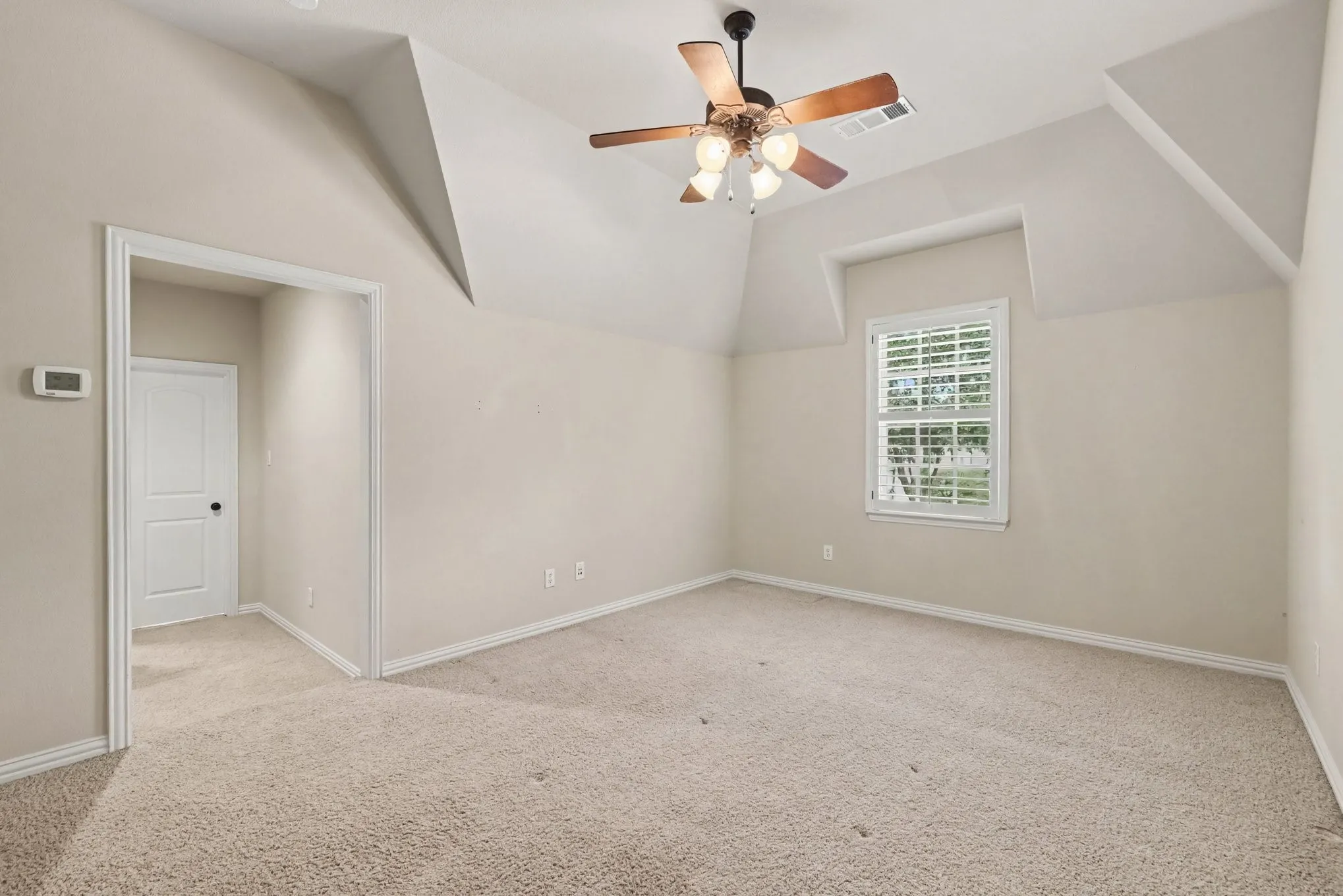 Secondary-master bdrm. separate living area w/ in room bathroom