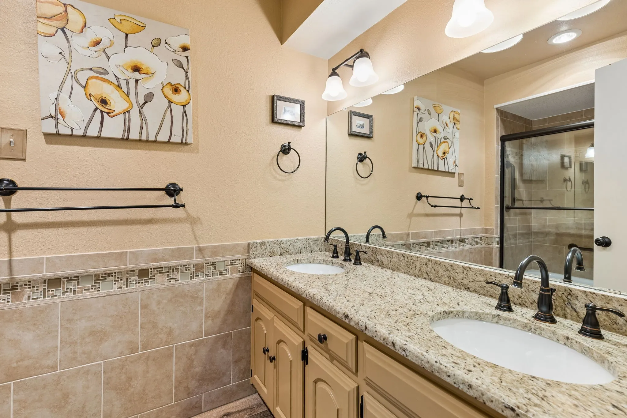 Single Family Residence For Sale in Dallas County , 1310 Merrimac Trail, Garland, Texas 75043, 4 Bedroom, 2 Bathroom, 2 Garage spaces, 1,786 Sqft, built in 1976, mls#21368040, Real Estate Agent in Garland, Homes For Sale in Dallas county, Homes For Sale in Garland, Realtor in Garland Texas, Real Estate Brokerage Independent Realty Texas, Luminita Cordes Realtor