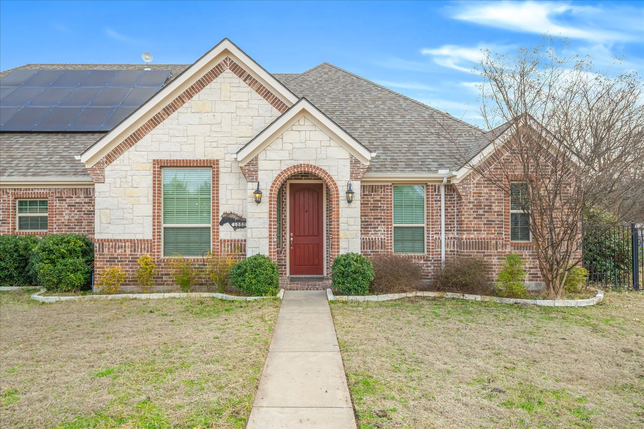 Single Family Residence For Sale in Collin County , 1088 Stephen Court, Farmersville, Texas 75442, 3 Bedroom, 3 Bathroom, 3 Garage spaces, 2,922 Sqft, built in 2015, mls#21368474, Real Estate Agent in Farmersville, Homes For Sale in Collin county, Homes For Sale in Farmersville, Realtor in Farmersville Texas, Real Estate Brokerage Independent Realty Texas, Luminita Cordes Realtor