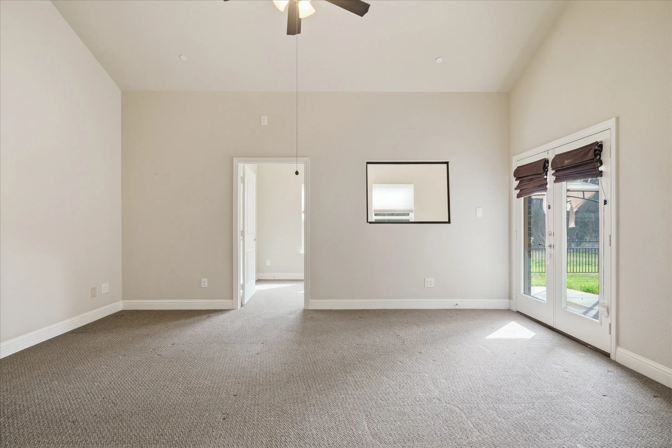Single Family Residence For Sale in Collin County , 1088 Stephen Court, Farmersville, Texas 75442, 3 Bedroom, 3 Bathroom, 3 Garage spaces, 2,922 Sqft, built in 2015, mls#21368474, Real Estate Agent in Farmersville, Homes For Sale in Collin county, Homes For Sale in Farmersville, Realtor in Farmersville Texas, Real Estate Brokerage Independent Realty Texas, Luminita Cordes Realtor