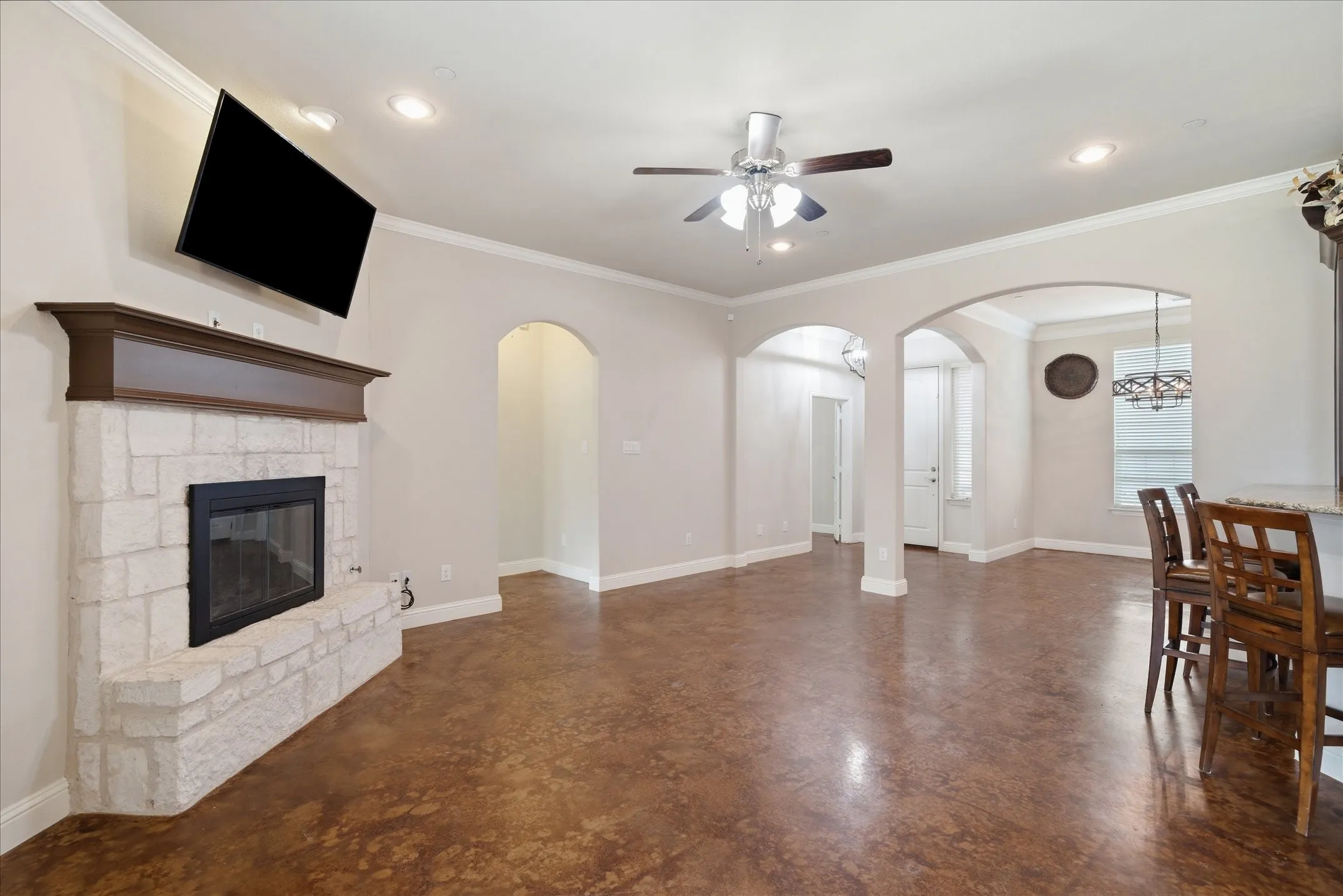 Single Family Residence For Sale in Collin County , 1088 Stephen Court, Farmersville, Texas 75442, 3 Bedroom, 3 Bathroom, 3 Garage spaces, 2,922 Sqft, built in 2015, mls#21368474, Real Estate Agent in Farmersville, Homes For Sale in Collin county, Homes For Sale in Farmersville, Realtor in Farmersville Texas, Real Estate Brokerage Independent Realty Texas, Luminita Cordes Realtor