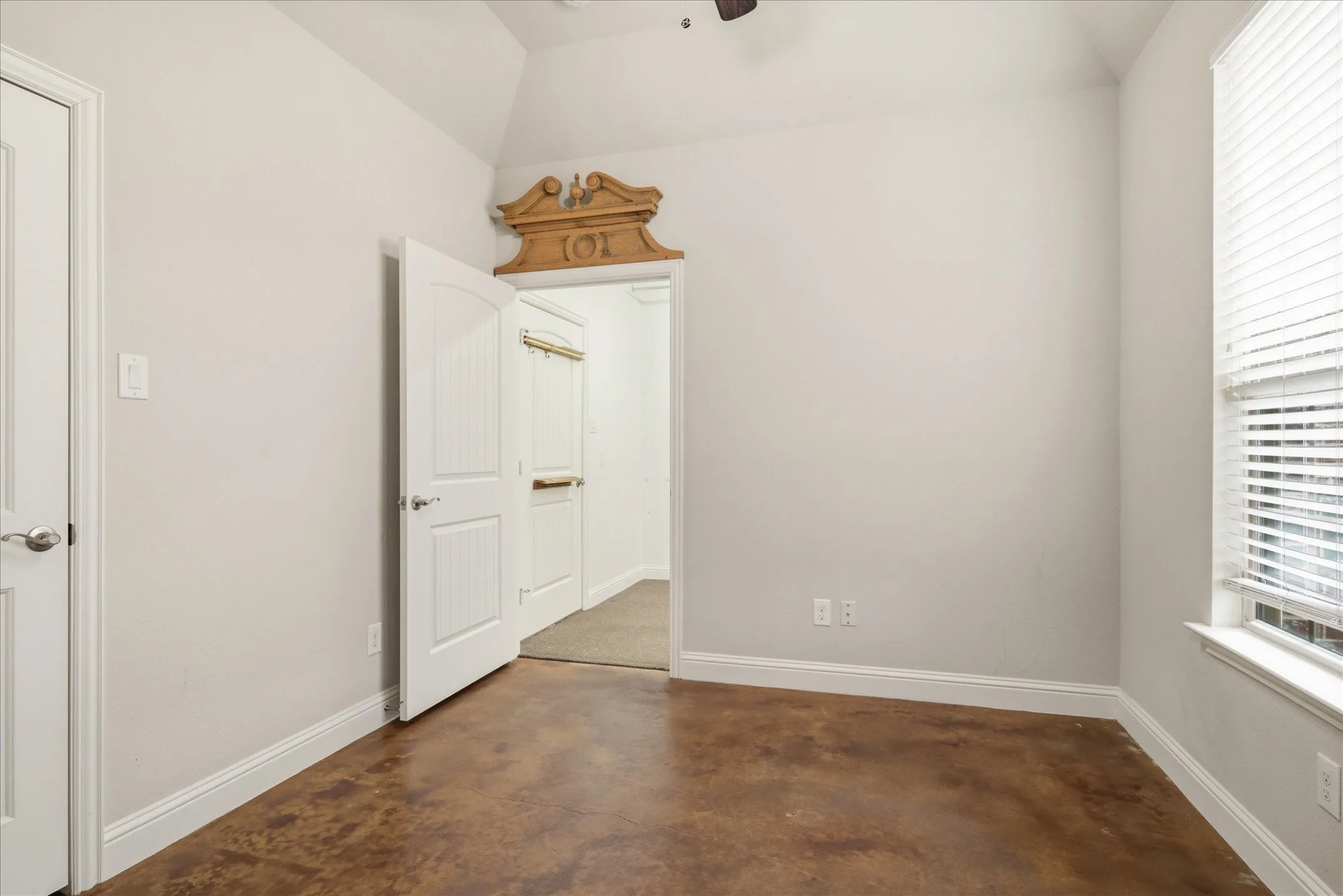 Single Family Residence For Sale in Collin County , 1088 Stephen Court, Farmersville, Texas 75442, 3 Bedroom, 3 Bathroom, 3 Garage spaces, 2,922 Sqft, built in 2015, mls#21368474, Real Estate Agent in Farmersville, Homes For Sale in Collin county, Homes For Sale in Farmersville, Realtor in Farmersville Texas, Real Estate Brokerage Independent Realty Texas, Luminita Cordes Realtor