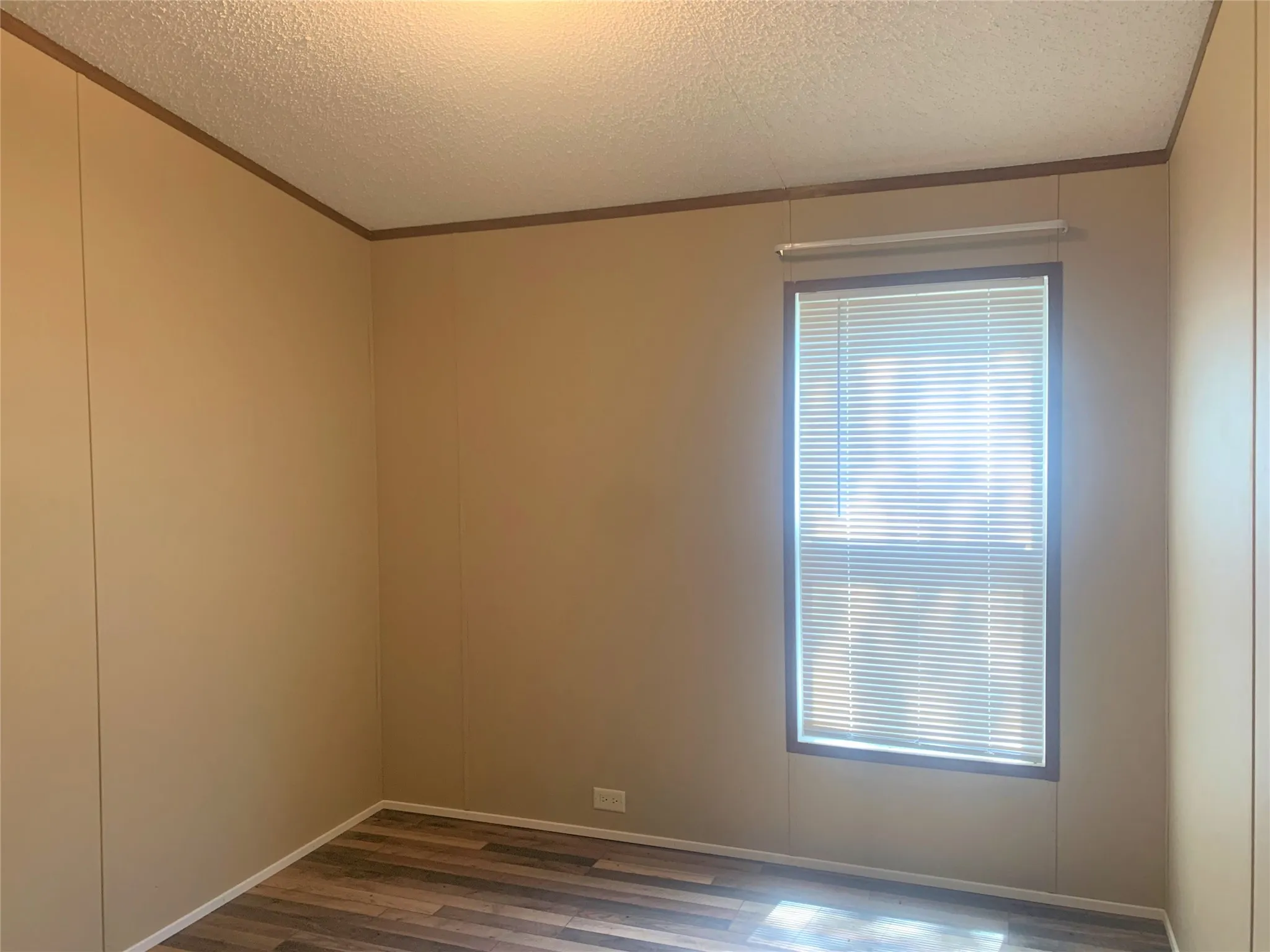 Mobile Home For Sale in Tarrant County , 1652 Sheila Drive, Pelican Bay, Texas 76020, 3 Bedroom, 2 Bathroom, Garage spaces, 1,216 Sqft, built in 2018, mls#21368477, Real Estate Agent in Pelican Bay, Homes For Sale in Tarrant county, Homes For Sale in Pelican Bay, Realtor in Pelican Bay Texas, Real Estate Brokerage Independent Realty Texas, Luminita Cordes Realtor