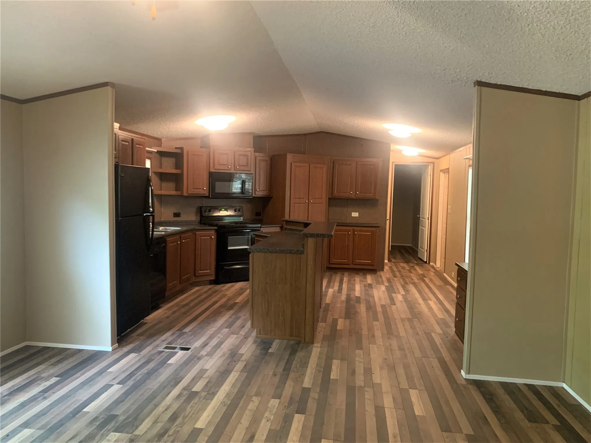 Mobile Home For Sale in Tarrant County , 1652 Sheila Drive, Pelican Bay, Texas 76020, 3 Bedroom, 2 Bathroom, Garage spaces, 1,216 Sqft, built in 2018, mls#21368477, Real Estate Agent in Pelican Bay, Homes For Sale in Tarrant county, Homes For Sale in Pelican Bay, Realtor in Pelican Bay Texas, Real Estate Brokerage Independent Realty Texas, Luminita Cordes Realtor