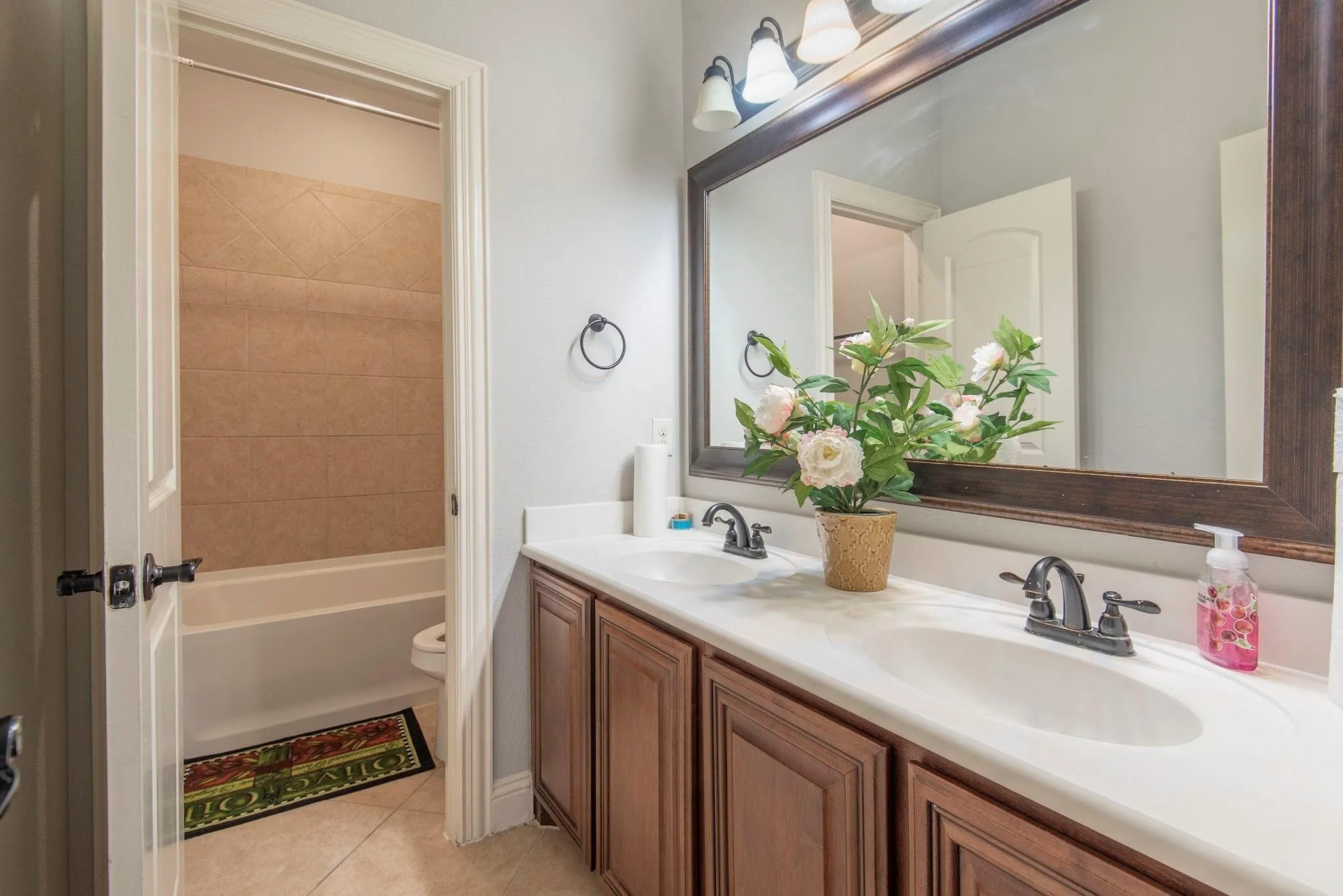 Single Family Residence For Sale in Collin County , 10205 Savoy Drive, Plano, Texas 75025, 5 Bedroom, 5 Bathroom, 2 Garage spaces, 3,758 Sqft, built in 2013, mls#21368437, Real Estate Agent in Plano, Homes For Sale in Collin county, Homes For Sale in Plano, Realtor in Plano Texas, Real Estate Brokerage Independent Realty Texas, Luminita Cordes Realtor