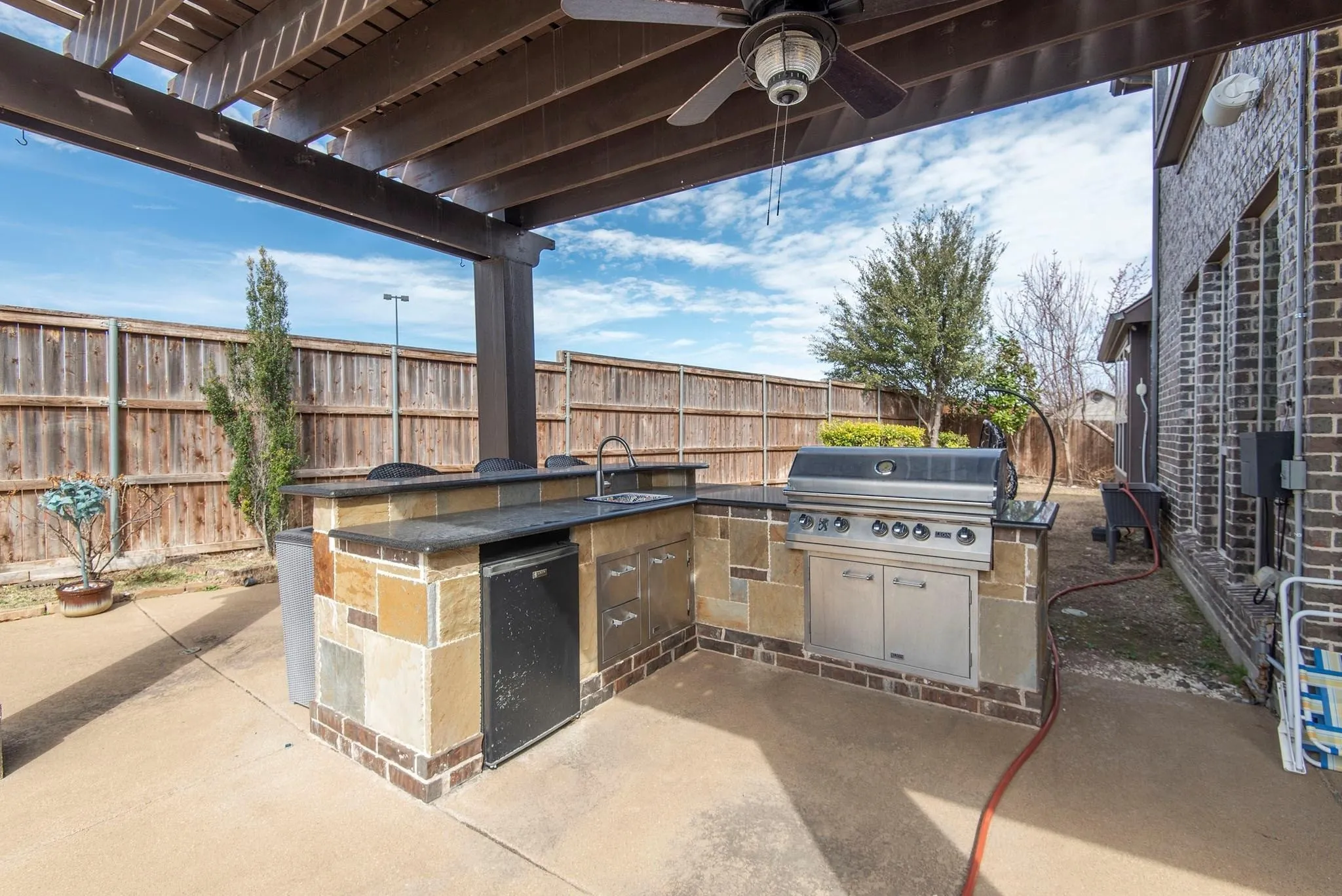 Single Family Residence For Sale in Collin County , 10205 Savoy Drive, Plano, Texas 75025, 5 Bedroom, 5 Bathroom, 2 Garage spaces, 3,758 Sqft, built in 2013, mls#21368437, Real Estate Agent in Plano, Homes For Sale in Collin county, Homes For Sale in Plano, Realtor in Plano Texas, Real Estate Brokerage Independent Realty Texas, Luminita Cordes Realtor