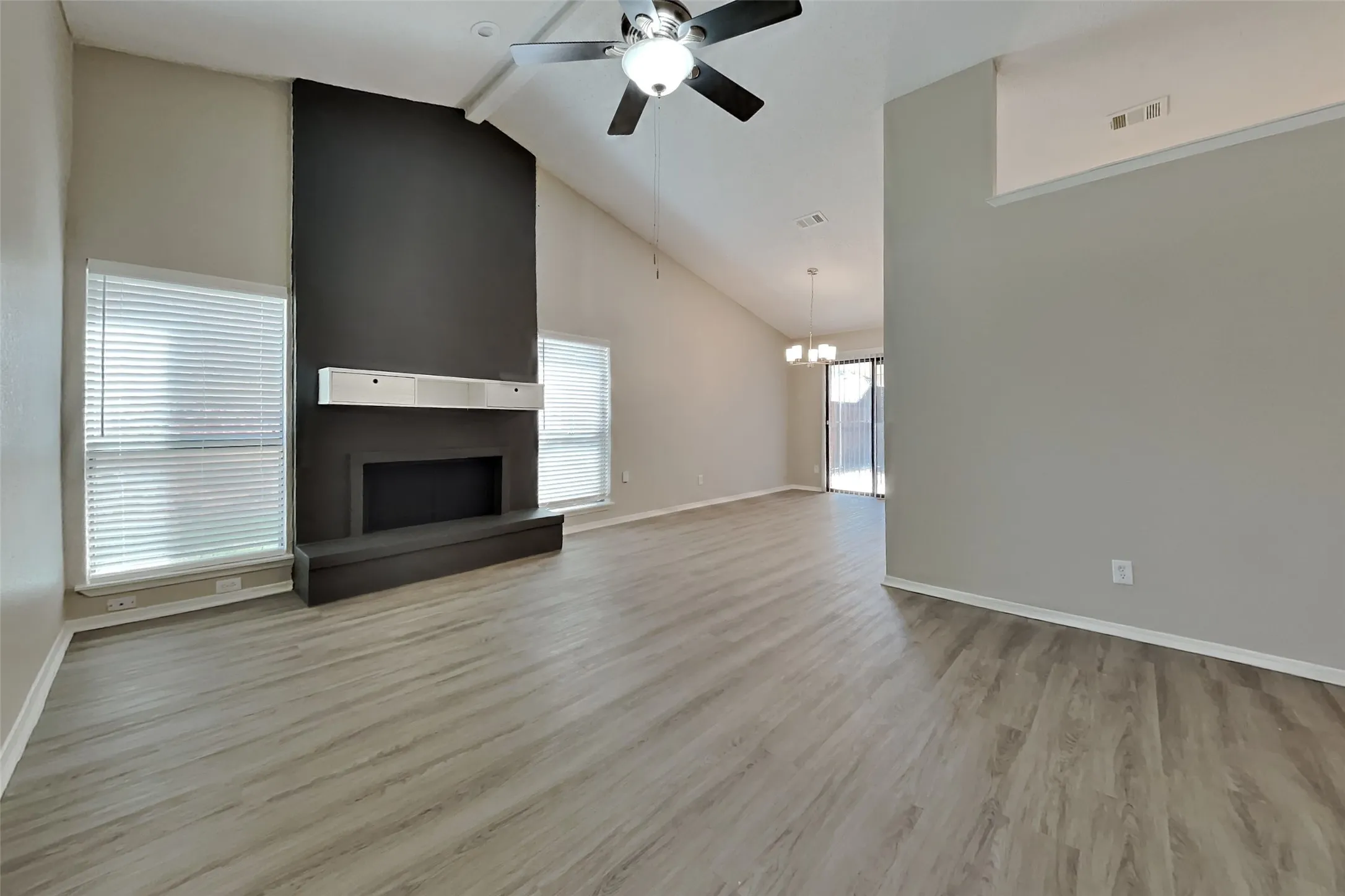 Single Family Residence For Rent in Denton County , 4141 Malone Avenue, The Colony, Texas 75056, 3 Bedroom, 2 Bathroom, 2 Garage spaces, 1,276 Sqft, built in 1986, mls#21368483, Real Estate Agent in The Colony, Homes For Rent in Denton county, Homes For Rent in The Colony, Realtor in The Colony Texas, Real Estate Brokerage Independent Realty Texas, Luminita Cordes Realtor