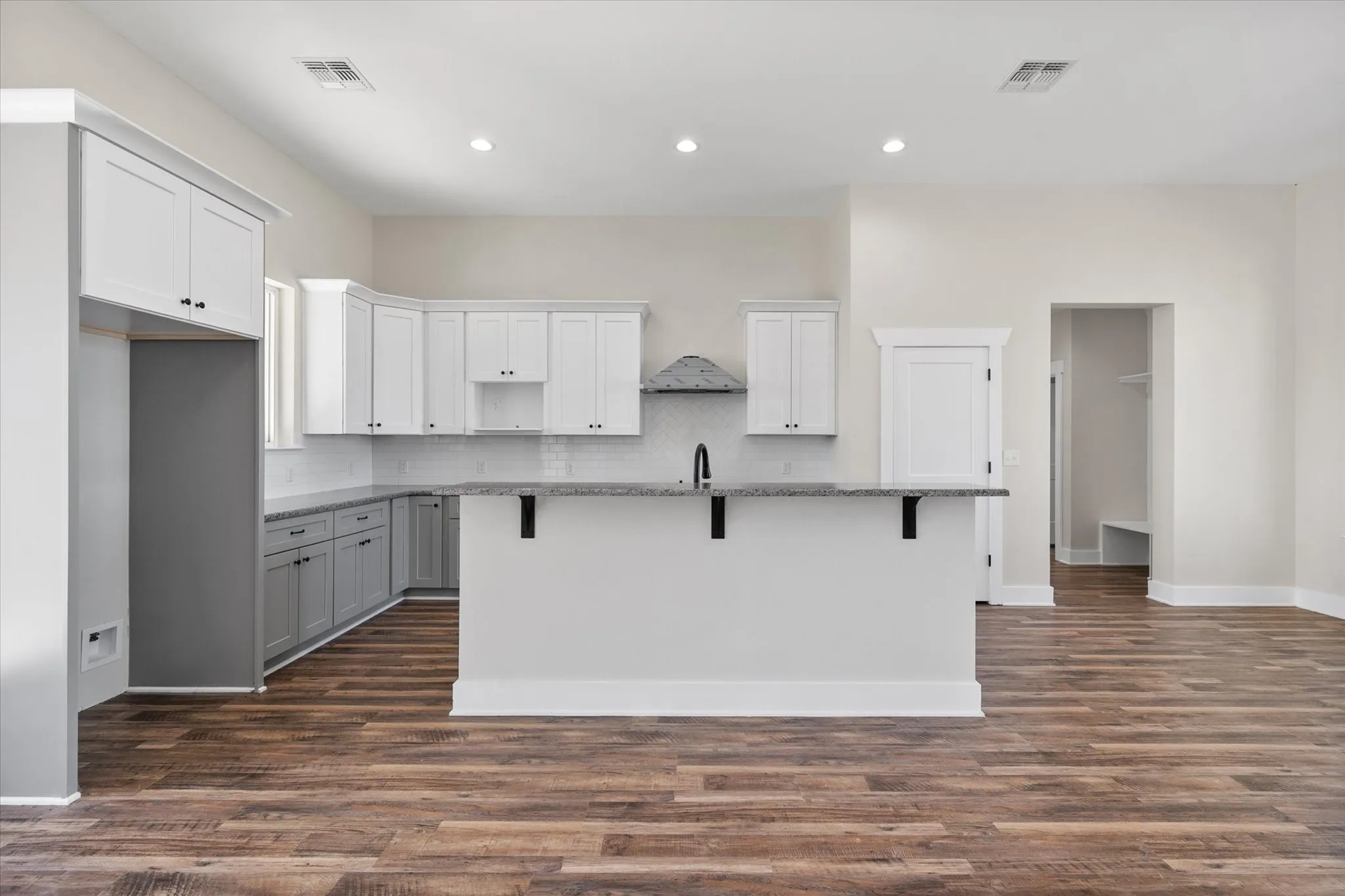 Single Family Residence For Rent in Navarro County , 4003 Nettle Road, Streetman, Texas 75859, 3 Bedroom, 2 Bathroom, Garage spaces, 1,767 Sqft, built in 2023, mls#21362914, Real Estate Agent in Streetman, Homes For Rent in Navarro county, Homes For Rent in Streetman, Realtor in Streetman Texas, Real Estate Brokerage Independent Realty Texas, Luminita Cordes Realtor
