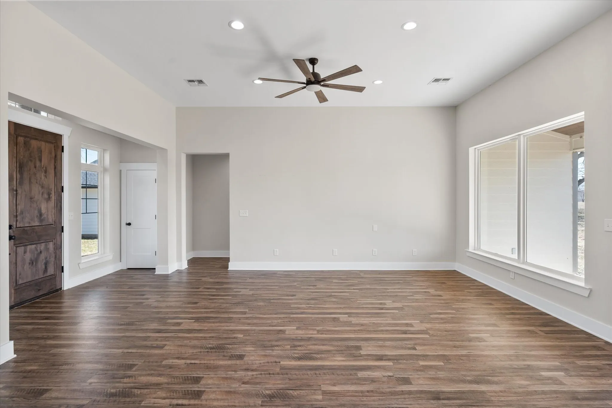 Single Family Residence For Rent in Navarro County , 4003 Nettle Road, Streetman, Texas 75859, 3 Bedroom, 2 Bathroom, Garage spaces, 1,767 Sqft, built in 2023, mls#21362914, Real Estate Agent in Streetman, Homes For Rent in Navarro county, Homes For Rent in Streetman, Realtor in Streetman Texas, Real Estate Brokerage Independent Realty Texas, Luminita Cordes Realtor