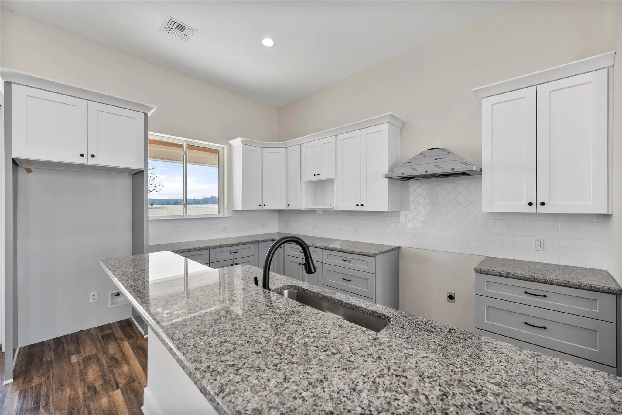 Single Family Residence For Rent in Navarro County , 4003 Nettle Road, Streetman, Texas 75859, 3 Bedroom, 2 Bathroom, Garage spaces, 1,767 Sqft, built in 2023, mls#21362914, Real Estate Agent in Streetman, Homes For Rent in Navarro county, Homes For Rent in Streetman, Realtor in Streetman Texas, Real Estate Brokerage Independent Realty Texas, Luminita Cordes Realtor