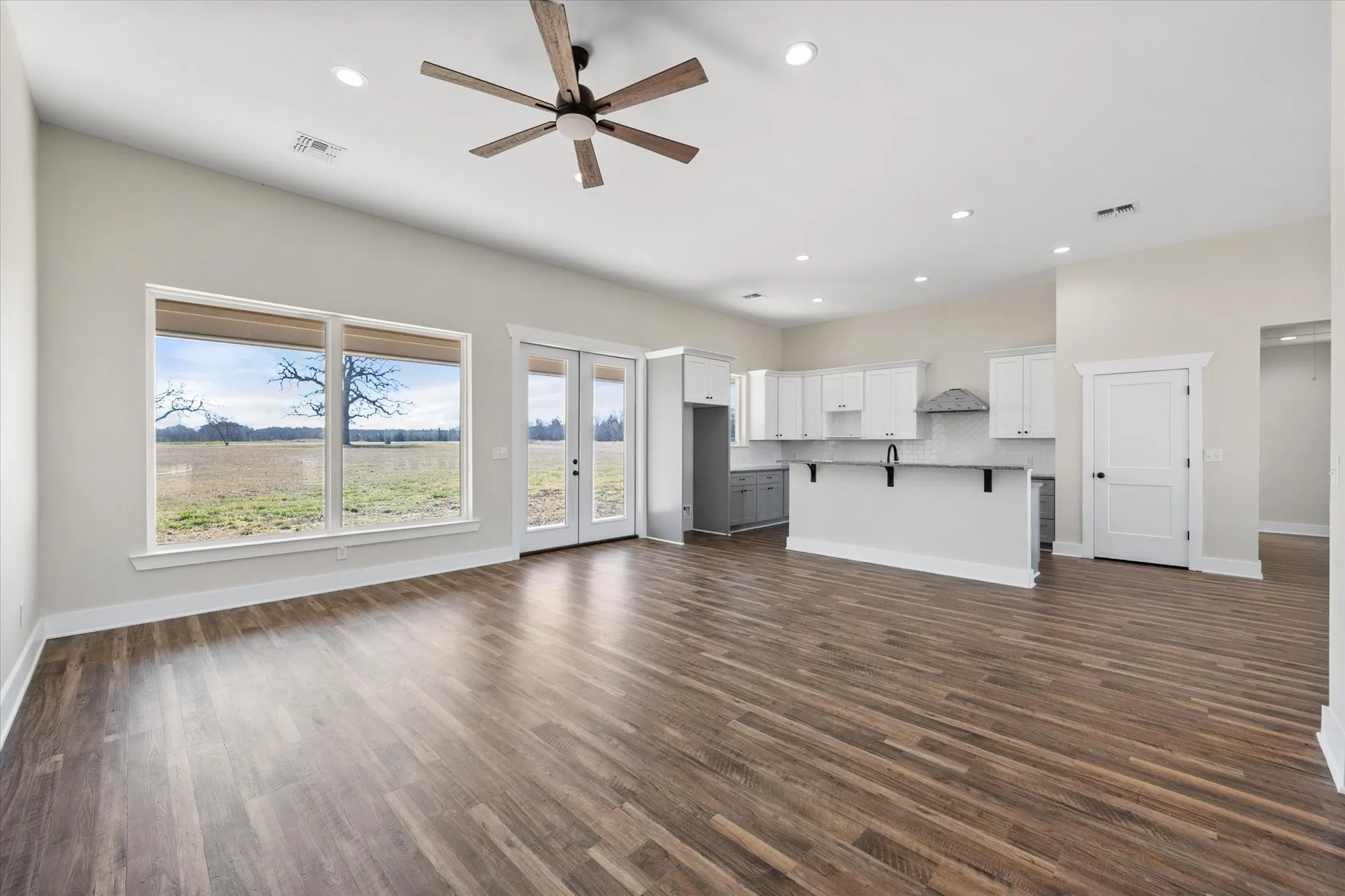Single Family Residence For Rent in Navarro County , 4003 Nettle Road, Streetman, Texas 75859, 3 Bedroom, 2 Bathroom, Garage spaces, 1,767 Sqft, built in 2023, mls#21362914, Real Estate Agent in Streetman, Homes For Rent in Navarro county, Homes For Rent in Streetman, Realtor in Streetman Texas, Real Estate Brokerage Independent Realty Texas, Luminita Cordes Realtor
