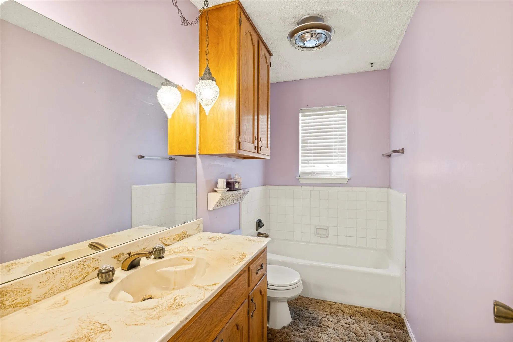 Single Family Residence For Sale in Somervell County , 2952 State Hwy 144, Glen Rose, Texas 76043, 3 Bedroom, 2 Bathroom, 4 Garage spaces, 1,973 Sqft, built in 1979, mls#21280921, Real Estate Agent in Glen Rose, Homes For Sale in Somervell county, Homes For Sale in Glen Rose, Realtor in Glen Rose Texas, Real Estate Brokerage Independent Realty Texas, Luminita Cordes Realtor