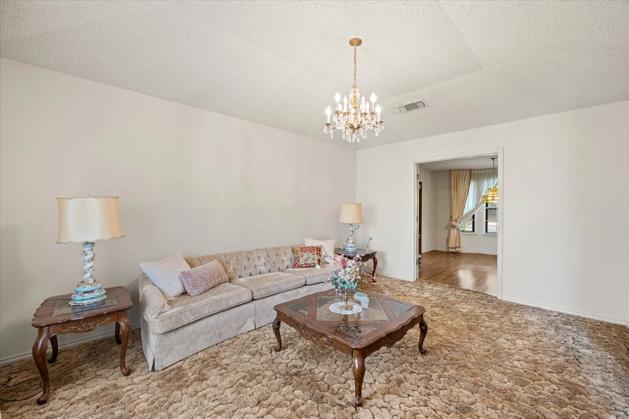 Single Family Residence For Sale in Somervell County , 2952 State Hwy 144, Glen Rose, Texas 76043, 3 Bedroom, 2 Bathroom, 4 Garage spaces, 1,973 Sqft, built in 1979, mls#21280921, Real Estate Agent in Glen Rose, Homes For Sale in Somervell county, Homes For Sale in Glen Rose, Realtor in Glen Rose Texas, Real Estate Brokerage Independent Realty Texas, Luminita Cordes Realtor