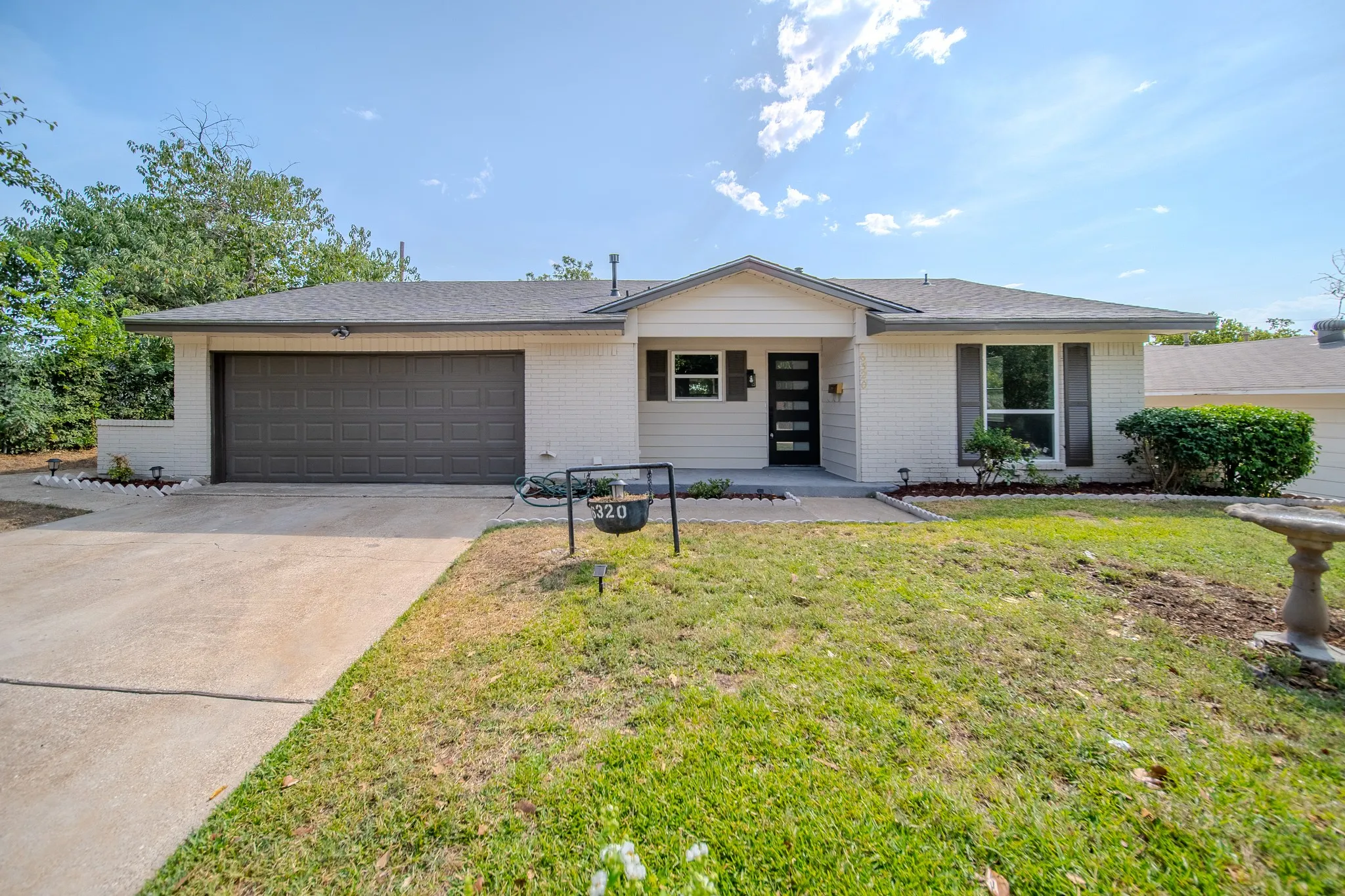 Single Family Residence For Sale in Dallas County , 6320 Old Ox Road, Dallas, Texas 75241, 3 Bedroom, 2 Bathroom, Garage spaces, 1,142 Sqft, built in 1970, mls#21368458, Real Estate Agent in Dallas, Homes For Sale in Dallas county, Homes For Sale in Dallas, Realtor in Dallas Texas, Real Estate Brokerage Independent Realty Texas, Luminita Cordes Realtor