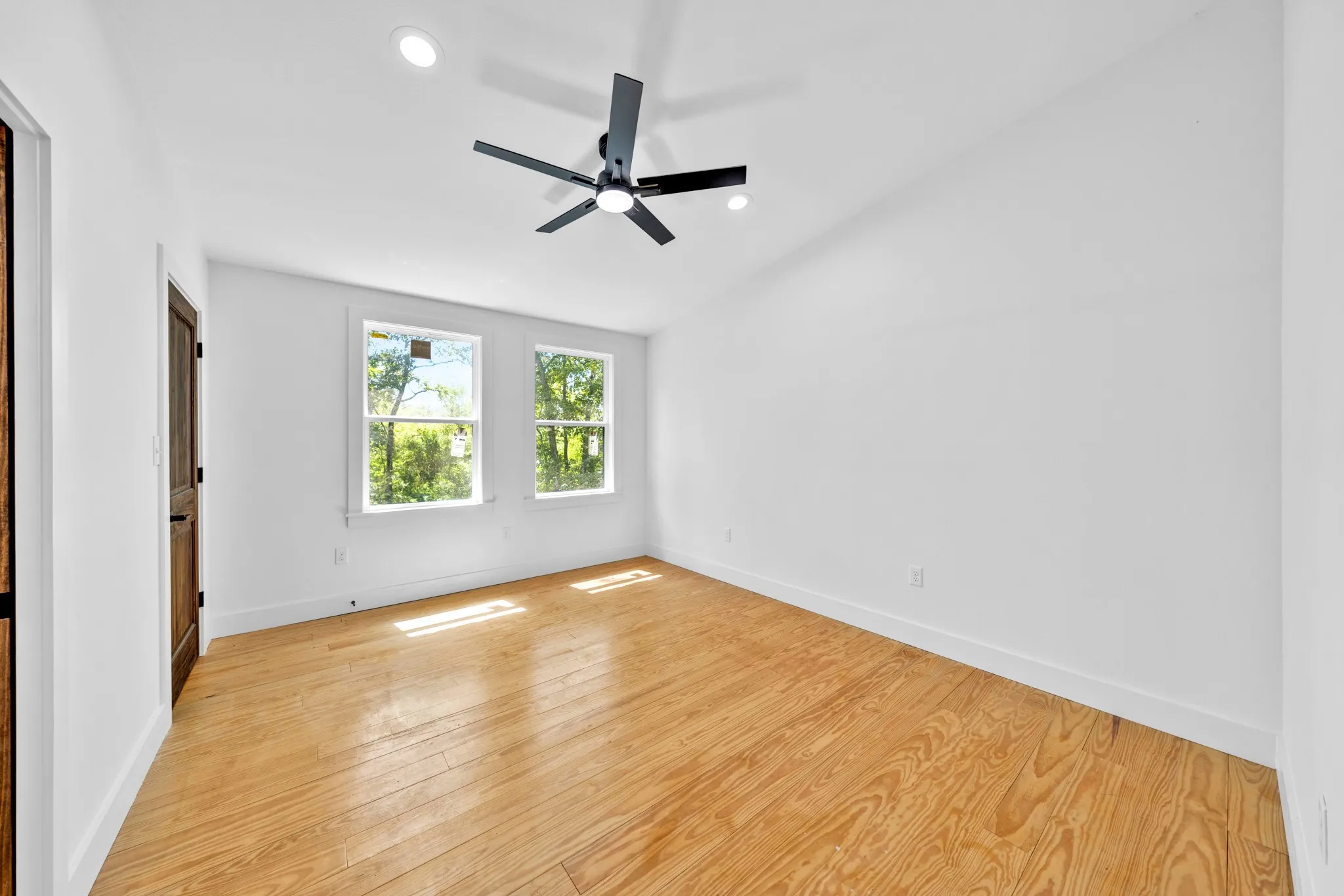 Improved Land For Sale in Leon County , 000 Private Road 1425, Centerville, Texas 75833, 0, 0, Garage spaces, 0 Sqft, built in 0, mls#21368489, Real Estate Agent in Centerville, Homes For Sale in Leon county, Homes For Sale in Centerville, Realtor in Centerville Texas, Real Estate Brokerage Independent Realty Texas, Luminita Cordes Realtor