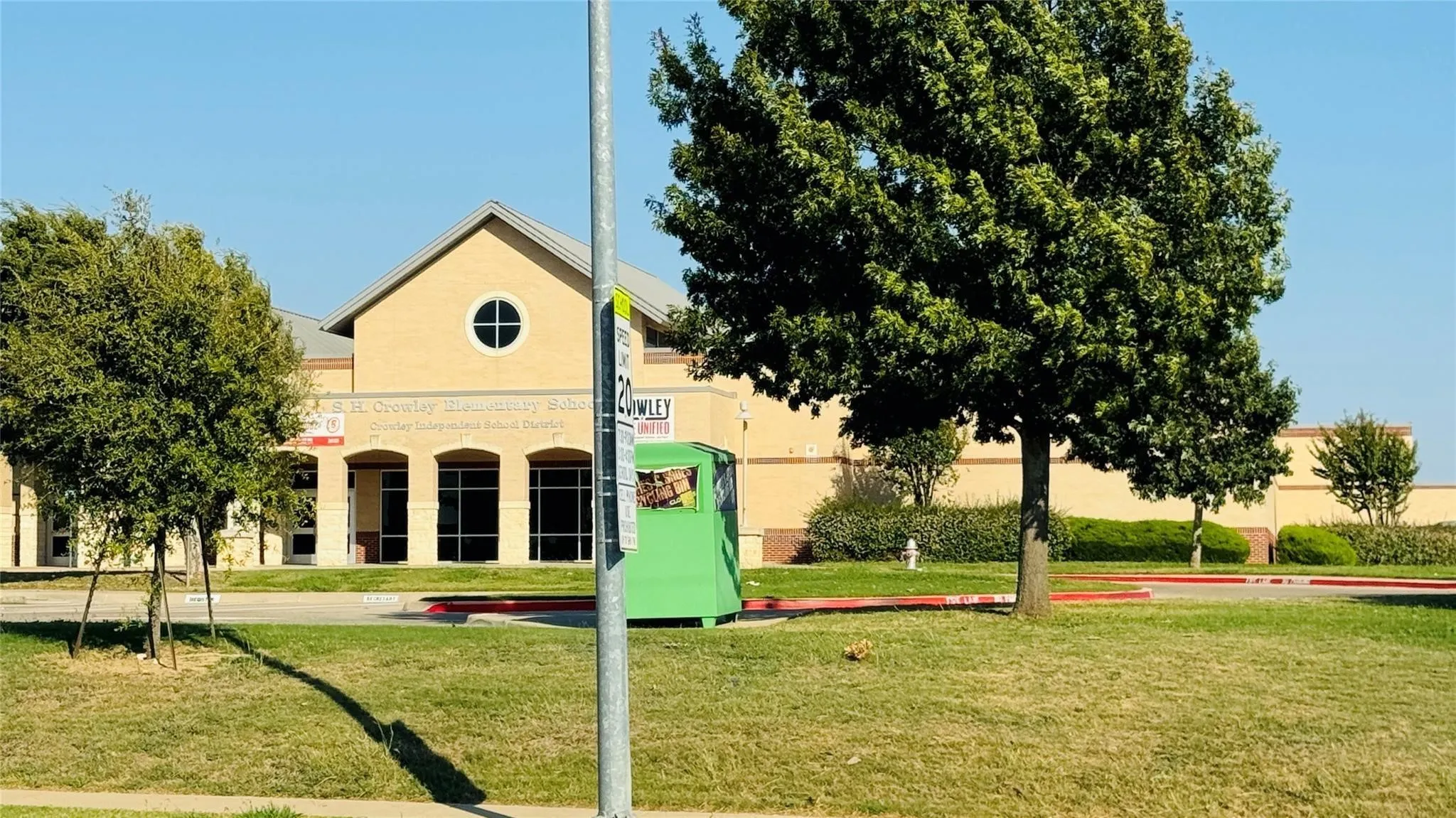 Single Family Residence For Rent in Tarrant County , 4177 Crooked Bend Drive, Fort Worth, Texas 76036, 4 Bedroom, 2 Bathroom, 2 Garage spaces, 1,649 Sqft, built in 2024, mls#21368499, Real Estate Agent in Fort Worth, Homes For Rent in Tarrant county, Homes For Rent in Fort Worth, Realtor in Fort Worth Texas, Real Estate Brokerage Independent Realty Texas, Luminita Cordes Realtor