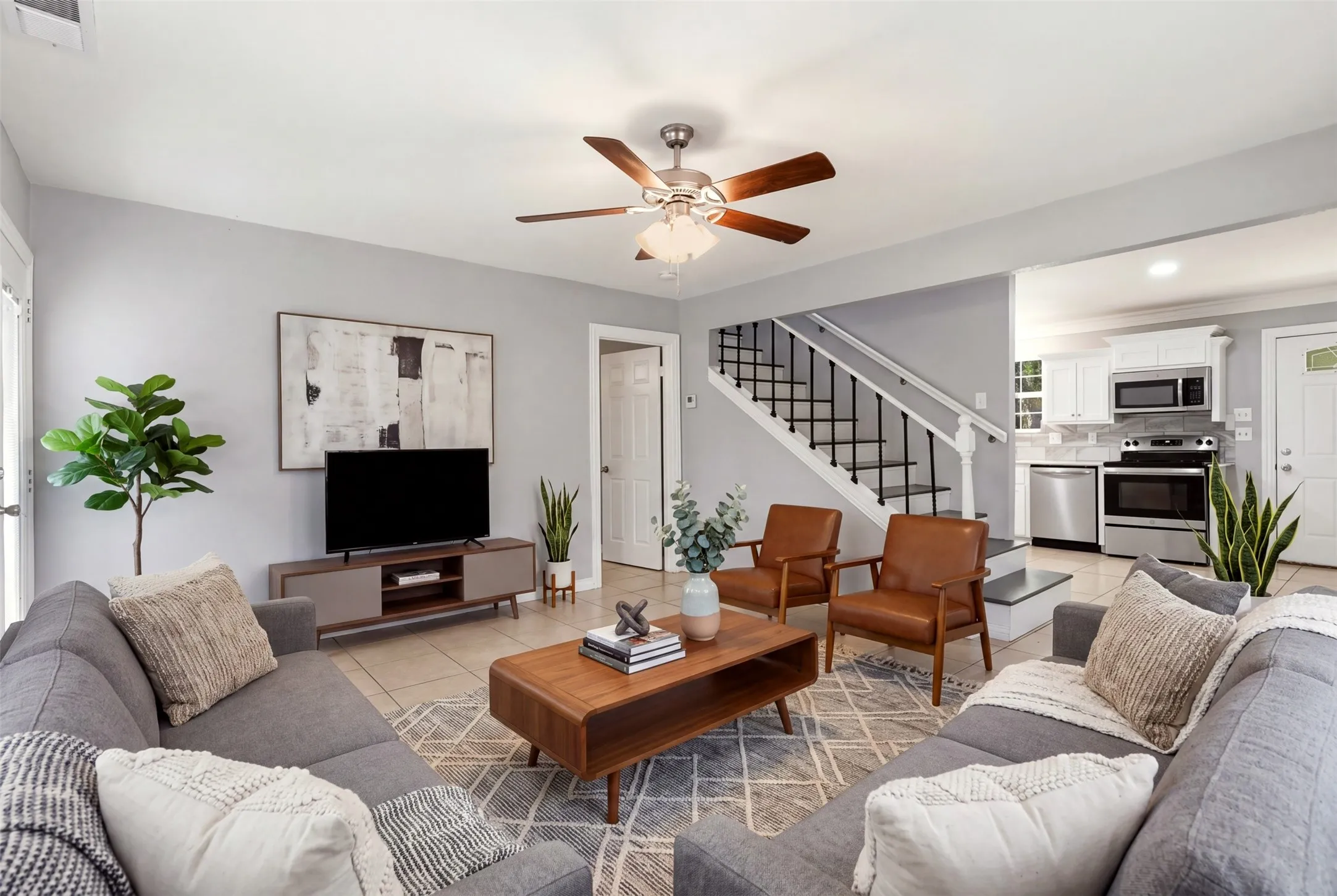 Single Family Residence For Rent in Parker County , 103 #B Calhoun Bend, Azle, Texas 76020, 3 Bedroom, 3 Bathroom, Garage spaces, 1,680 Sqft, built in 1984, mls#21368507, Real Estate Agent in Azle, Homes For Rent in Parker county, Homes For Rent in Azle, Realtor in Azle Texas, Real Estate Brokerage Independent Realty Texas, Luminita Cordes Realtor