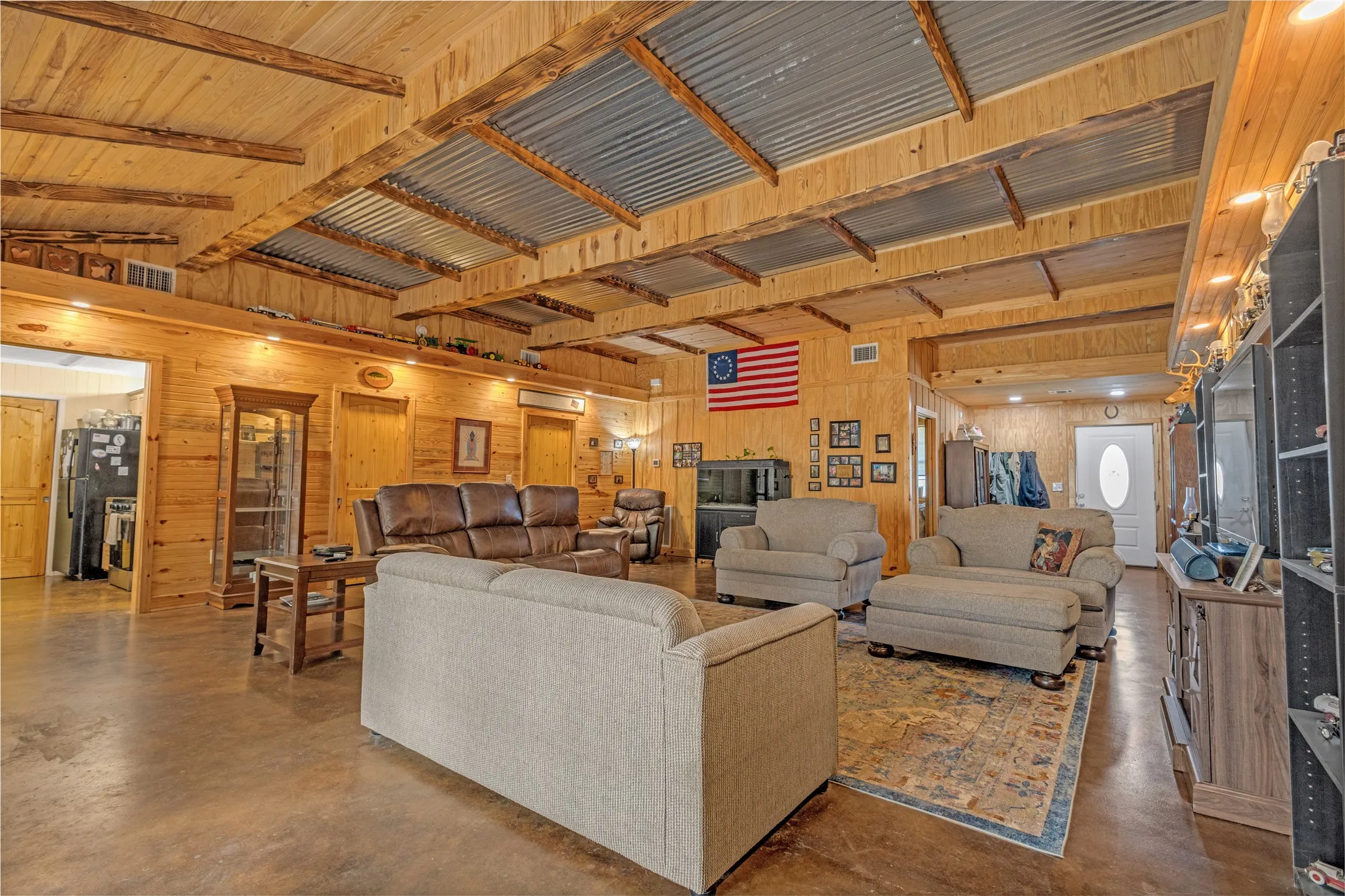 Single Family Residence For Sale in Wood County , 127 Mohican, Quitman, Texas 75783, 2 Bedroom, 2 Bathroom, Garage spaces, 1,840 Sqft, built in 2022, mls#21368488, Real Estate Agent in Quitman, Homes For Sale in Wood county, Homes For Sale in Quitman, Realtor in Quitman Texas, Real Estate Brokerage Independent Realty Texas, Luminita Cordes Realtor