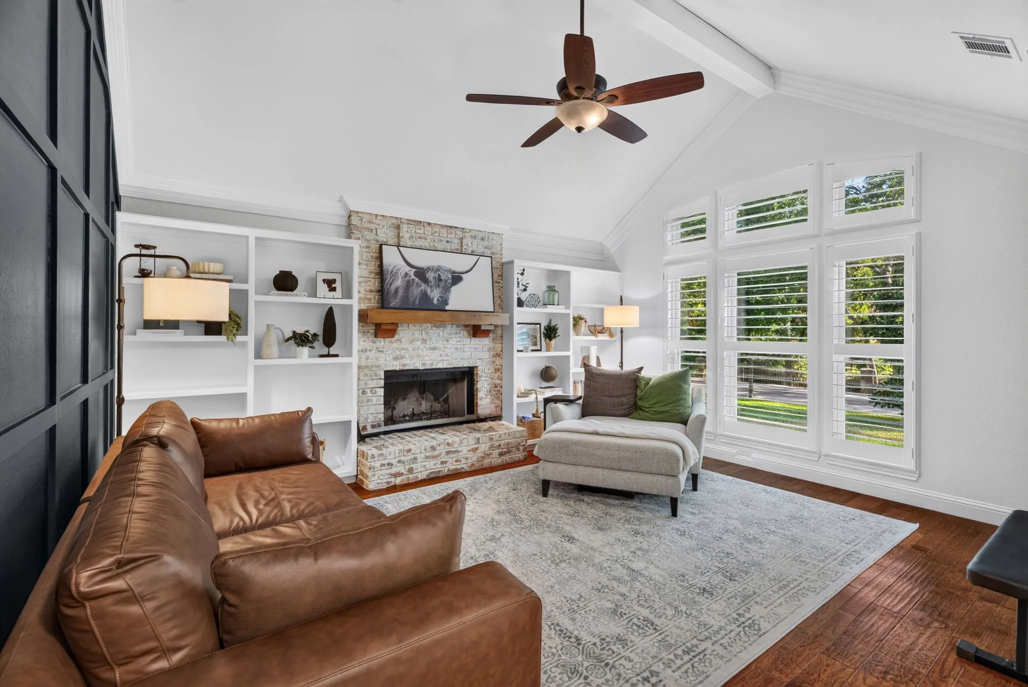 Single Family Residence For Sale in Denton County , 2625 Briar Patch Lane, Flower Mound, Texas 75022, 4 Bedroom, 3 Bathroom, 2 Garage spaces, 2,908 Sqft, built in 1990, mls#21366122, Real Estate Agent in Flower Mound, Homes For Sale in Denton county, Homes For Sale in Flower Mound, Realtor in Flower Mound Texas, Real Estate Brokerage Independent Realty Texas, Luminita Cordes Realtor