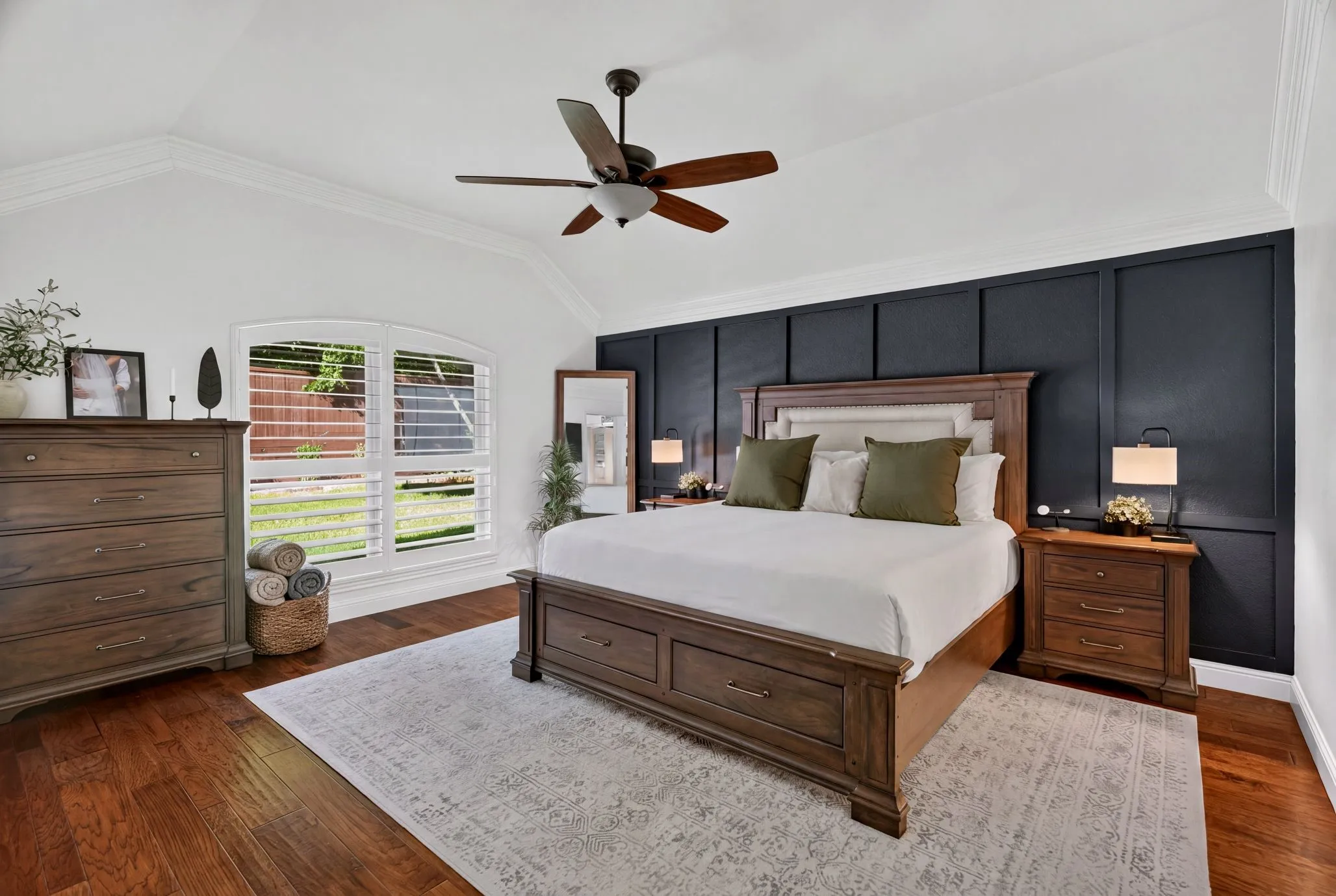 Single Family Residence For Sale in Denton County , 2625 Briar Patch Lane, Flower Mound, Texas 75022, 4 Bedroom, 3 Bathroom, 2 Garage spaces, 2,908 Sqft, built in 1990, mls#21366122, Real Estate Agent in Flower Mound, Homes For Sale in Denton county, Homes For Sale in Flower Mound, Realtor in Flower Mound Texas, Real Estate Brokerage Independent Realty Texas, Luminita Cordes Realtor