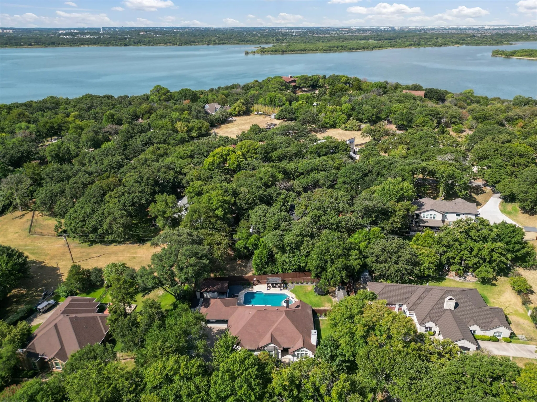Single Family Residence For Sale in Denton County , 2625 Briar Patch Lane, Flower Mound, Texas 75022, 4 Bedroom, 3 Bathroom, 2 Garage spaces, 2,908 Sqft, built in 1990, mls#21366122, Real Estate Agent in Flower Mound, Homes For Sale in Denton county, Homes For Sale in Flower Mound, Realtor in Flower Mound Texas, Real Estate Brokerage Independent Realty Texas, Luminita Cordes Realtor