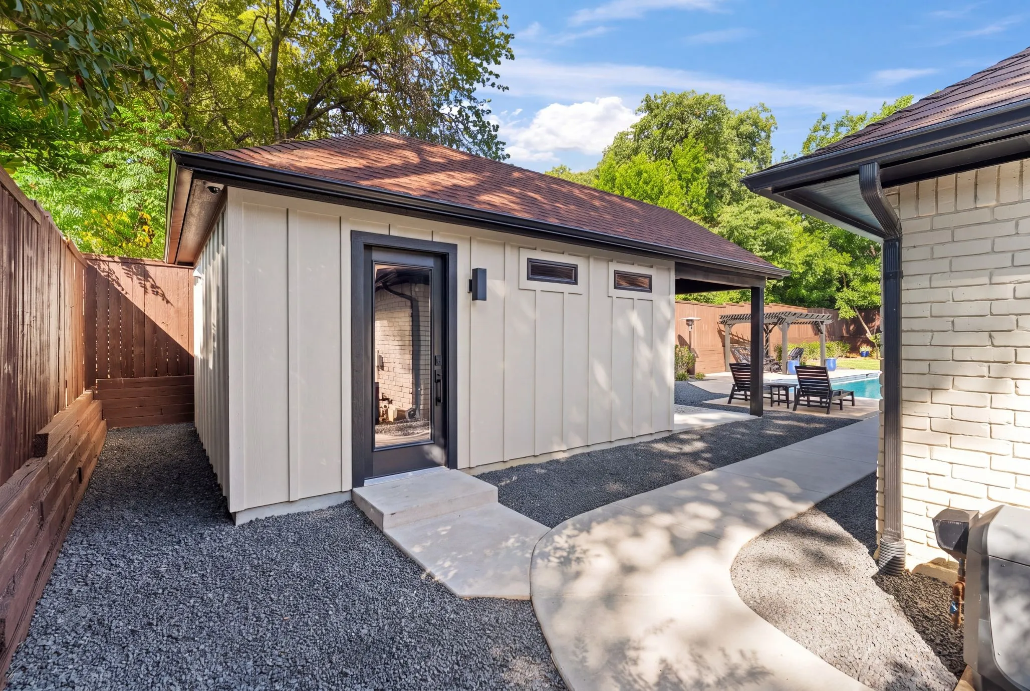 Single Family Residence For Sale in Denton County , 2625 Briar Patch Lane, Flower Mound, Texas 75022, 4 Bedroom, 3 Bathroom, 2 Garage spaces, 2,908 Sqft, built in 1990, mls#21366122, Real Estate Agent in Flower Mound, Homes For Sale in Denton county, Homes For Sale in Flower Mound, Realtor in Flower Mound Texas, Real Estate Brokerage Independent Realty Texas, Luminita Cordes Realtor