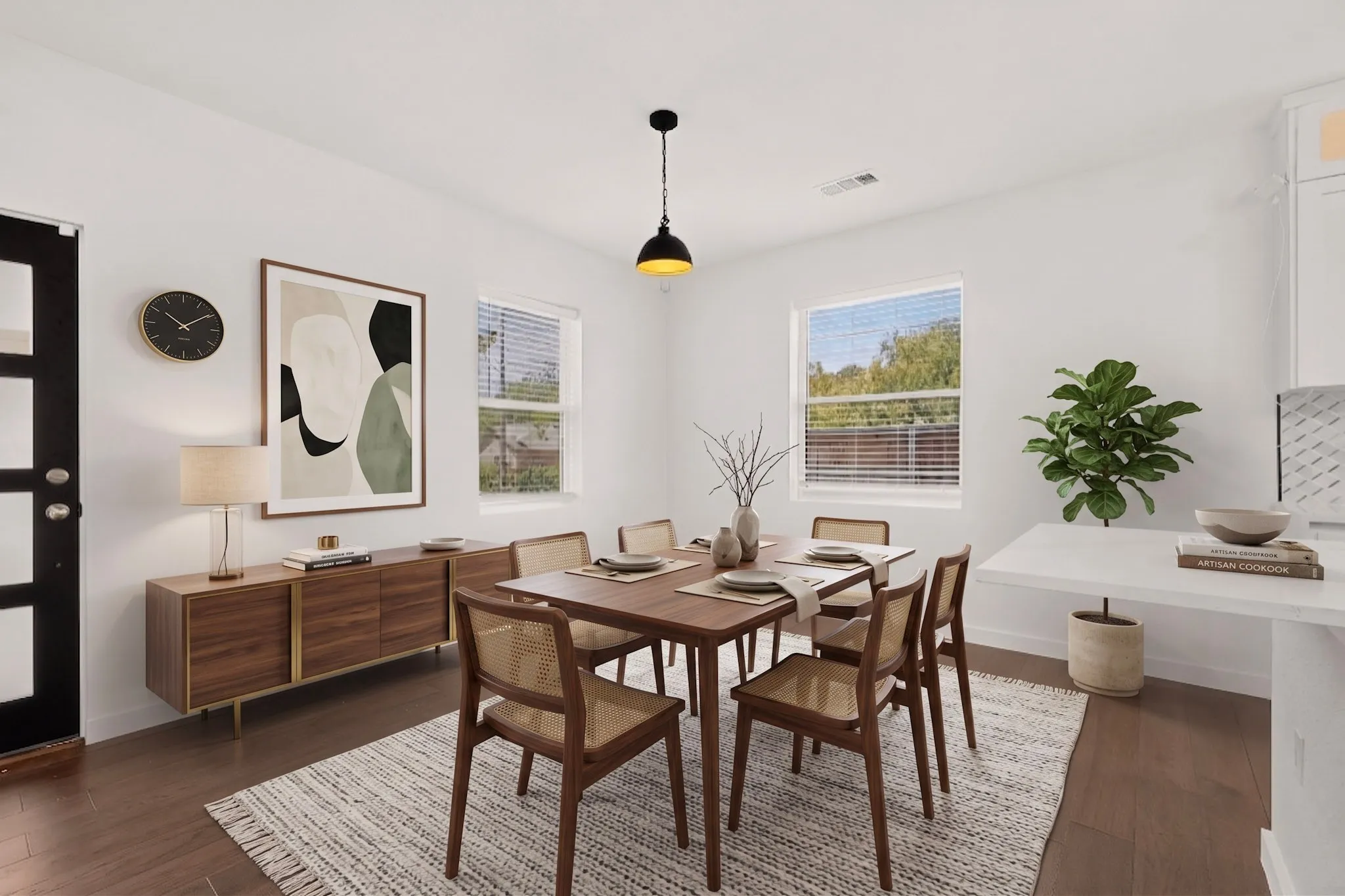 Single Family Residence For Sale in Dallas County , 1100 S Brighton Avenue, Dallas, Texas 75208, 3 Bedroom, 2 Bathroom, Garage spaces, 1,344 Sqft, built in 1925, Price $349,000, mls#21368518, Real Estate Agent in Dallas, Homes For Sale in Dallas county, Homes For Sale in Dallas, Realtor in Dallas Texas, Real Estate Brokerage Independent Realty Texas, Luminita Cordes Realtor