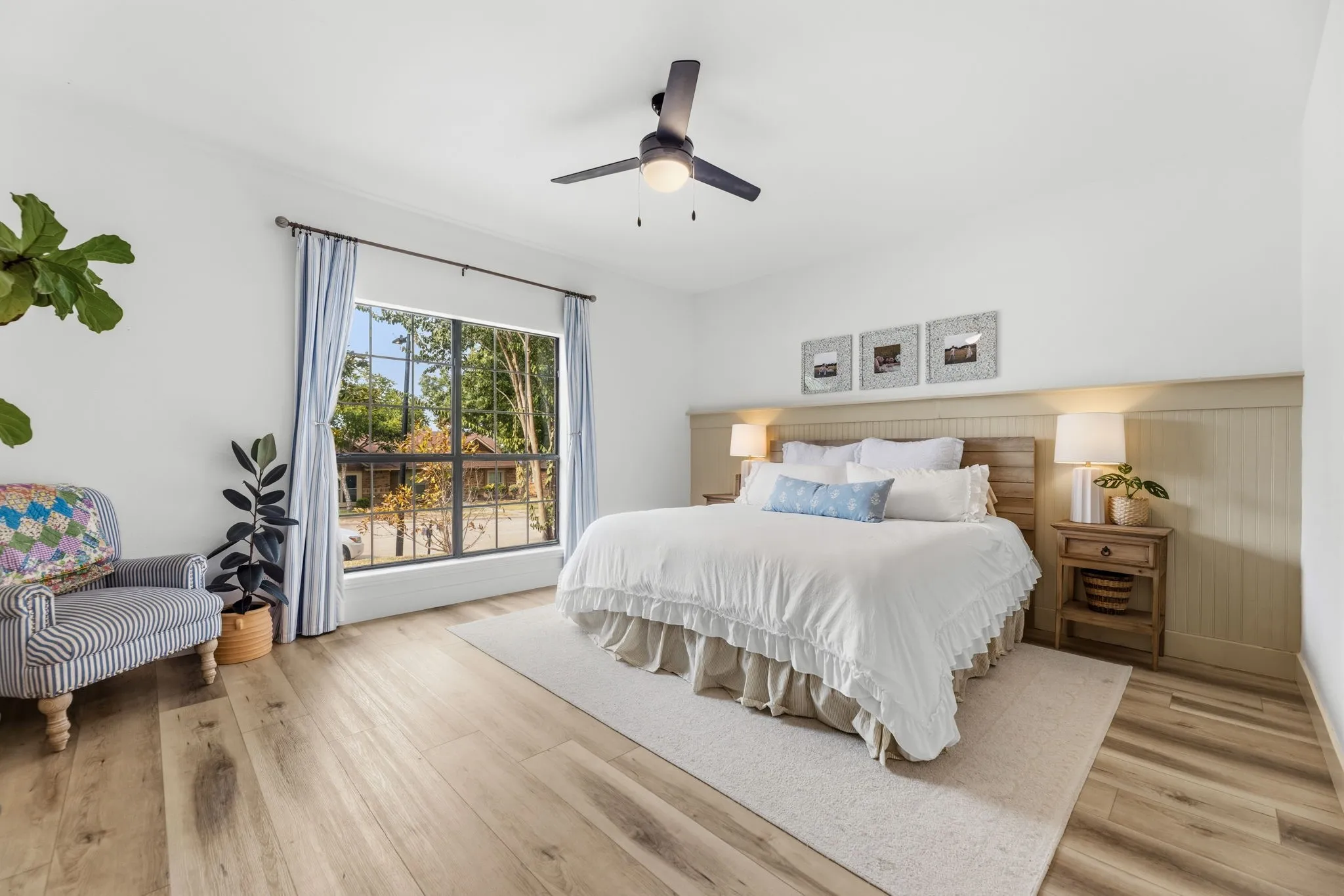 Single Family Residence For Sale in Dallas County , 2706 Collins Boulevard, Garland, Texas 75044, 3 Bedroom, 2 Bathroom, 2 Garage spaces, 1,434 Sqft, built in 1983, mls#21367371, Real Estate Agent in Garland, Homes For Sale in Dallas county, Homes For Sale in Garland, Realtor in Garland Texas, Real Estate Brokerage Independent Realty Texas, Luminita Cordes Realtor