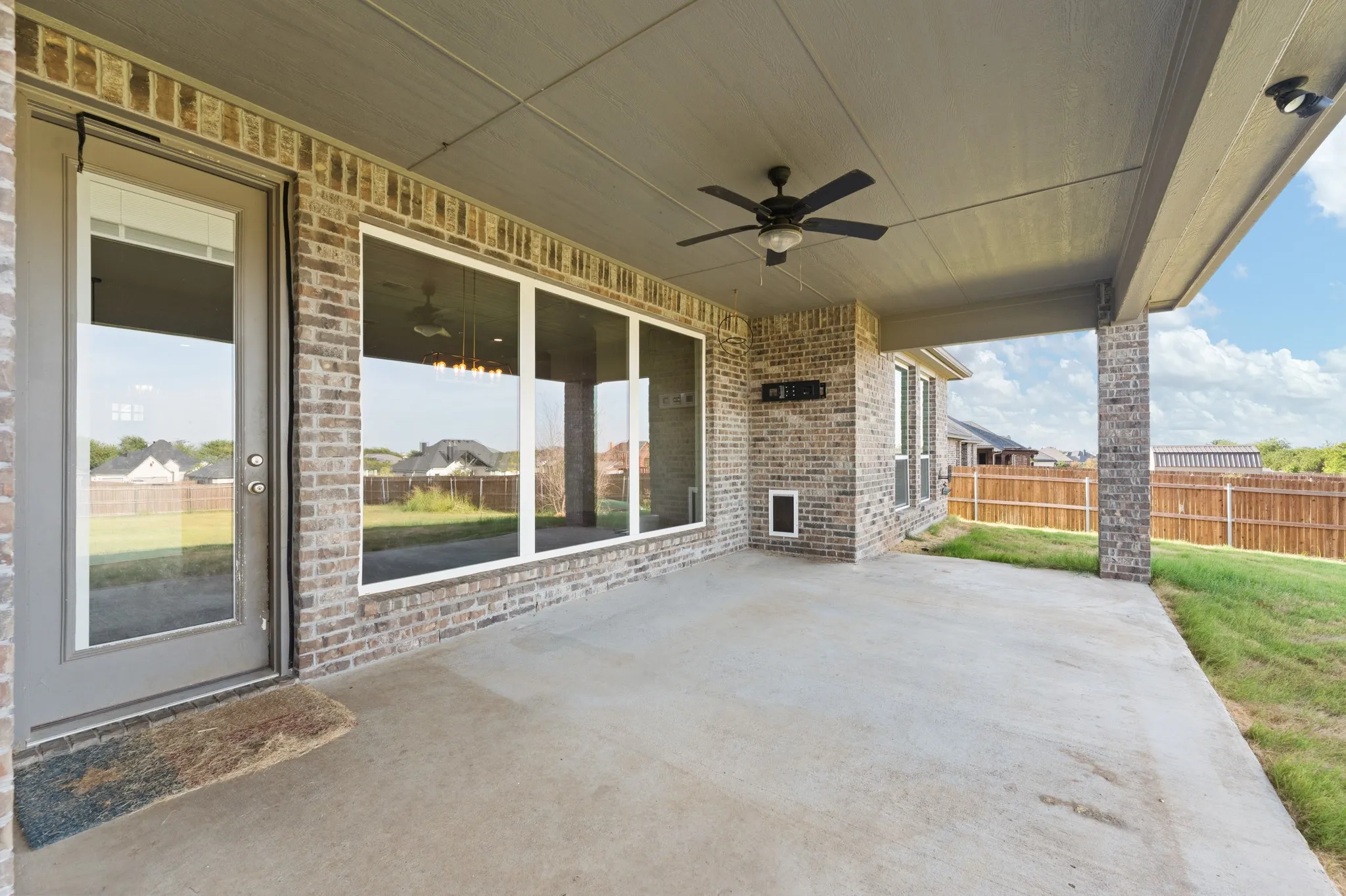 Single Family Residence For Sale in Johnson County , 125 Treys Way, Godley, Texas 76044, 4 Bedroom, 2 Bathroom, 2 Garage spaces, 2,660 Sqft, built in 2021, mls#21367672, Real Estate Agent in Godley, Homes For Sale in Johnson county, Homes For Sale in Godley, Realtor in Godley Texas, Real Estate Brokerage Independent Realty Texas, Luminita Cordes Realtor