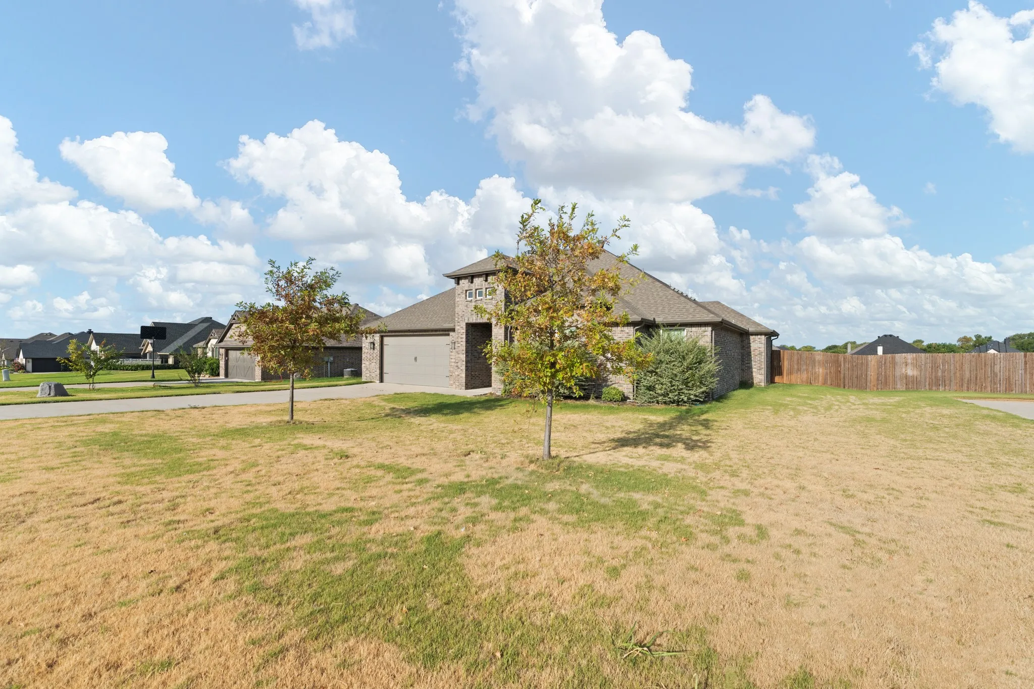 Single Family Residence For Sale in Johnson County , 125 Treys Way, Godley, Texas 76044, 4 Bedroom, 2 Bathroom, 2 Garage spaces, 2,660 Sqft, built in 2021, mls#21367672, Real Estate Agent in Godley, Homes For Sale in Johnson county, Homes For Sale in Godley, Realtor in Godley Texas, Real Estate Brokerage Independent Realty Texas, Luminita Cordes Realtor