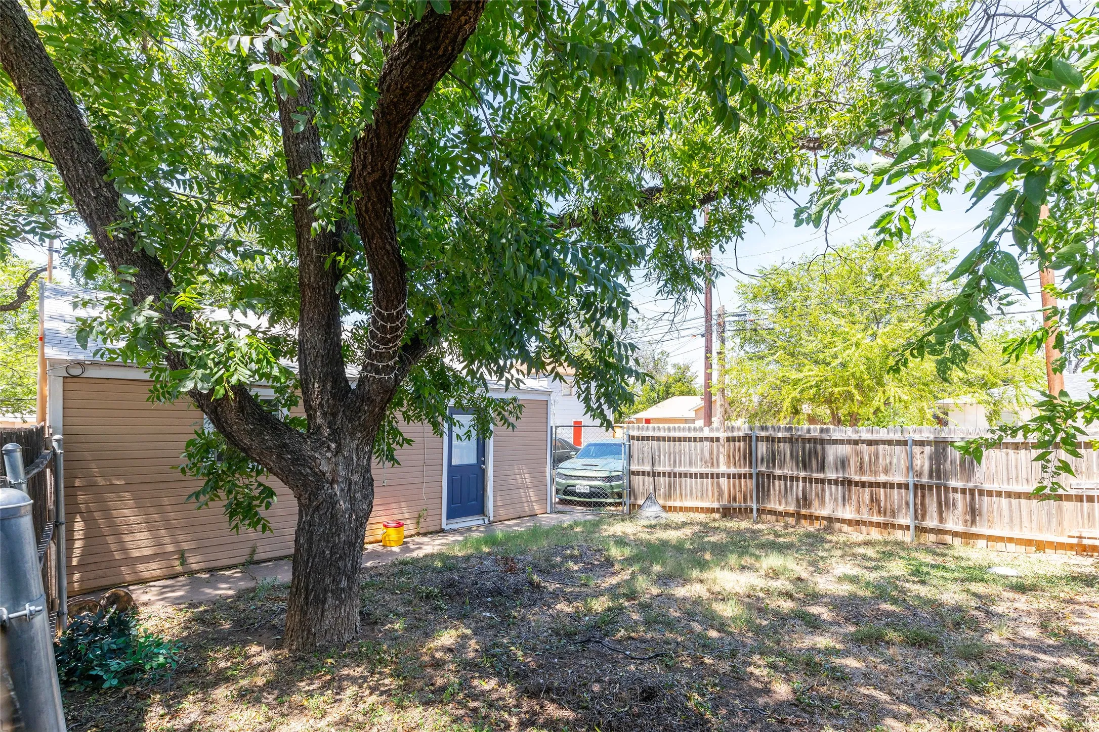 Apartment For Sale in Taylor County , 710 E North 13th Street, Abilene, Texas 79601, 4 Bedroom, 2 Bathroom, Garage spaces, 1,879 Sqft, built in 1948, mls#21364199, Real Estate Agent in Abilene, Homes For Sale in Taylor county, Homes For Sale in Abilene, Realtor in Abilene Texas, Real Estate Brokerage Independent Realty Texas, Luminita Cordes Realtor