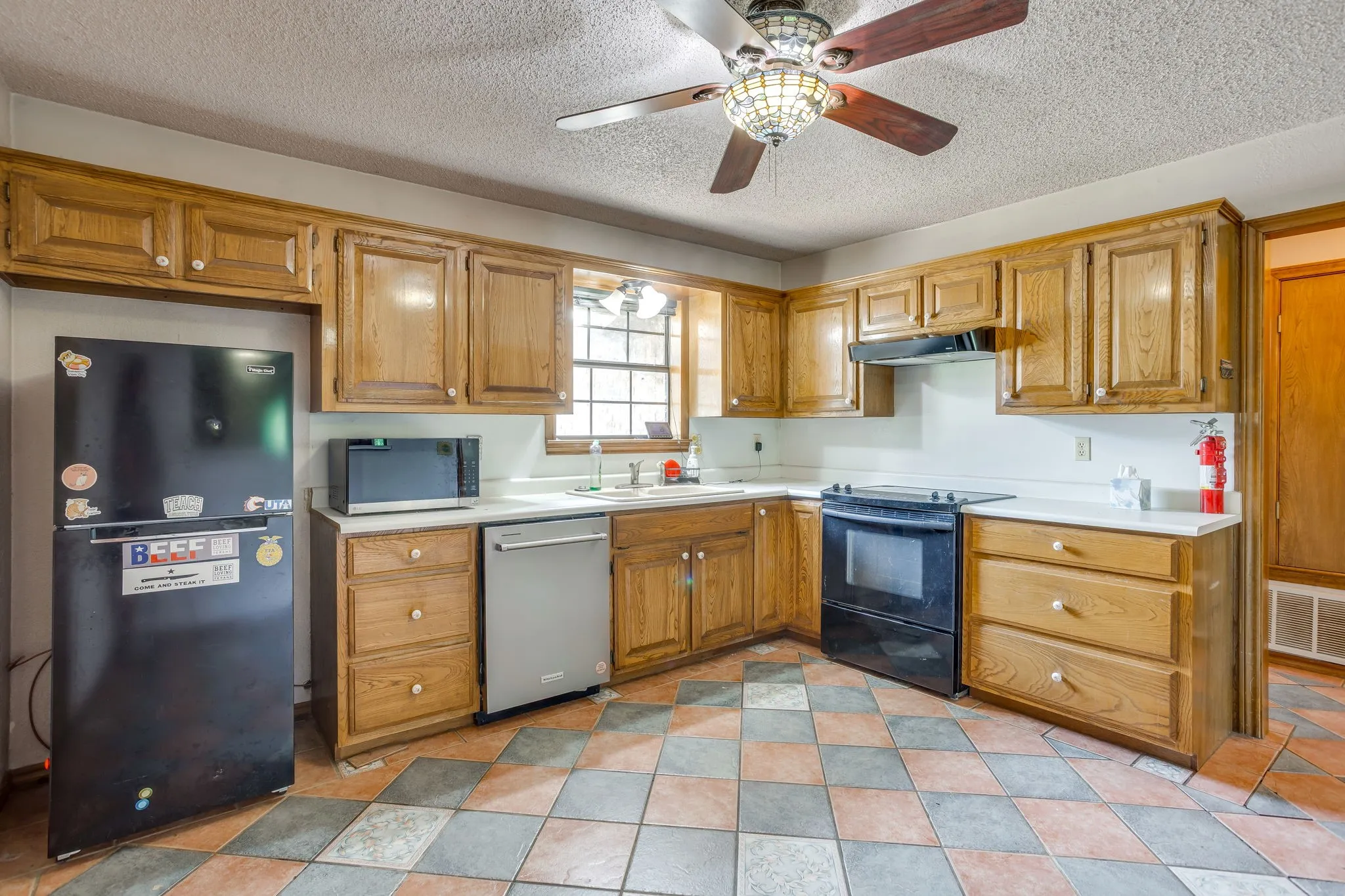 Single Family Residence For Sale in Palo Pinto County , 4763 Blue Flat Road, Gordon, Texas 76453, 3 Bedroom, 2 Bathroom, Garage spaces, 1,980 Sqft, built in 1991, mls#21368519, Real Estate Agent in Gordon, Homes For Sale in Palo Pinto county, Homes For Sale in Gordon, Realtor in Gordon Texas, Real Estate Brokerage Independent Realty Texas, Luminita Cordes Realtor