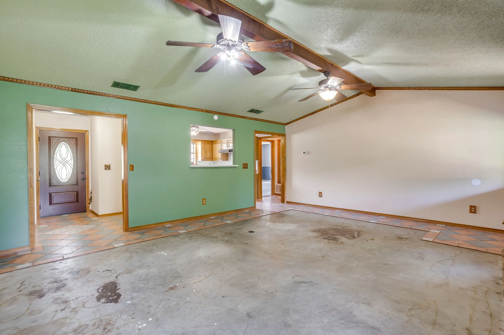 Single Family Residence For Sale in Palo Pinto County , 4763 Blue Flat Road, Gordon, Texas 76453, 3 Bedroom, 2 Bathroom, Garage spaces, 1,980 Sqft, built in 1991, mls#21368519, Real Estate Agent in Gordon, Homes For Sale in Palo Pinto county, Homes For Sale in Gordon, Realtor in Gordon Texas, Real Estate Brokerage Independent Realty Texas, Luminita Cordes Realtor