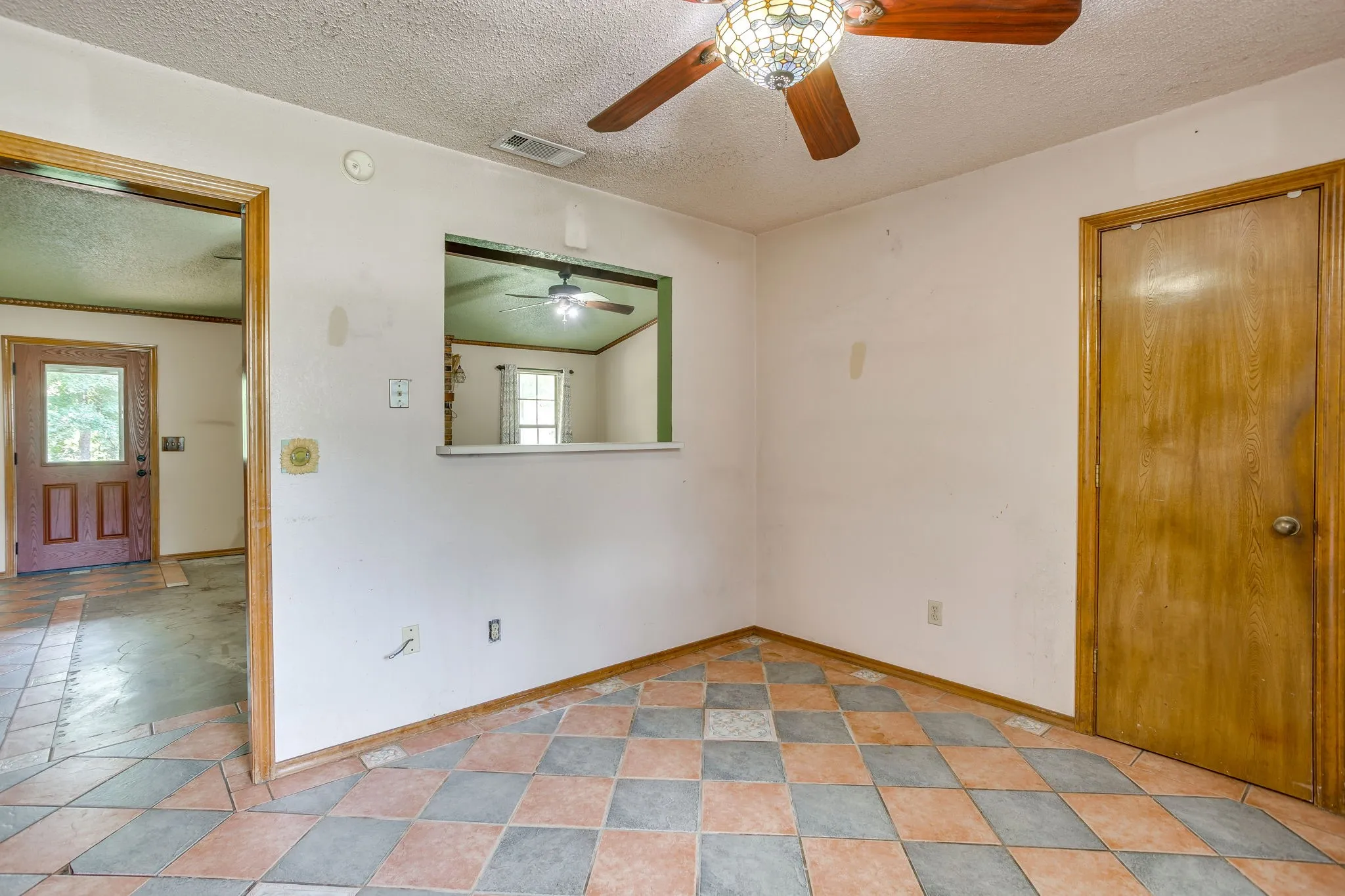 Single Family Residence For Sale in Palo Pinto County , 4763 Blue Flat Road, Gordon, Texas 76453, 3 Bedroom, 2 Bathroom, Garage spaces, 1,980 Sqft, built in 1991, mls#21368519, Real Estate Agent in Gordon, Homes For Sale in Palo Pinto county, Homes For Sale in Gordon, Realtor in Gordon Texas, Real Estate Brokerage Independent Realty Texas, Luminita Cordes Realtor